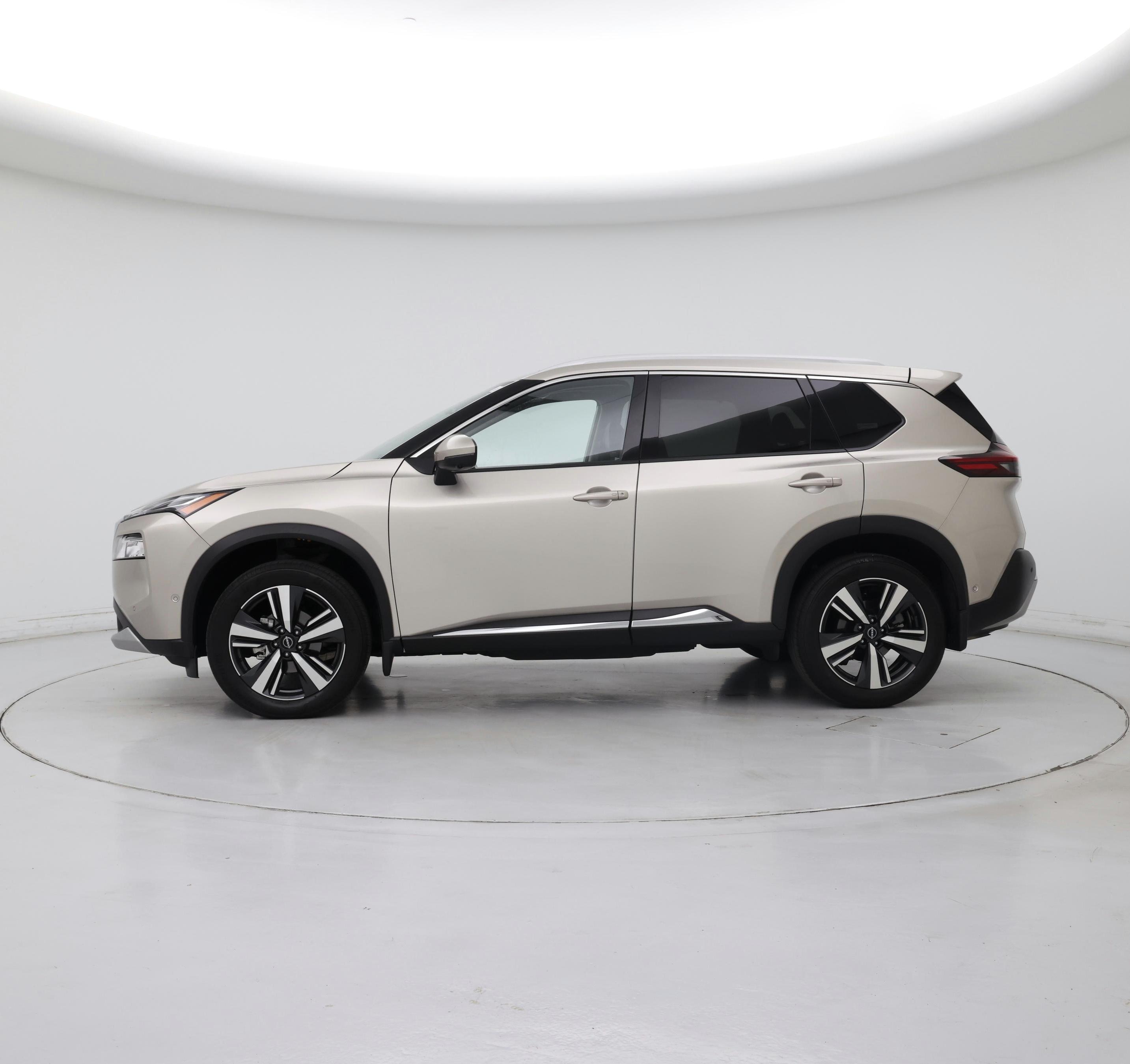 Thumbnail: 2022 Nissan Rogue - 3