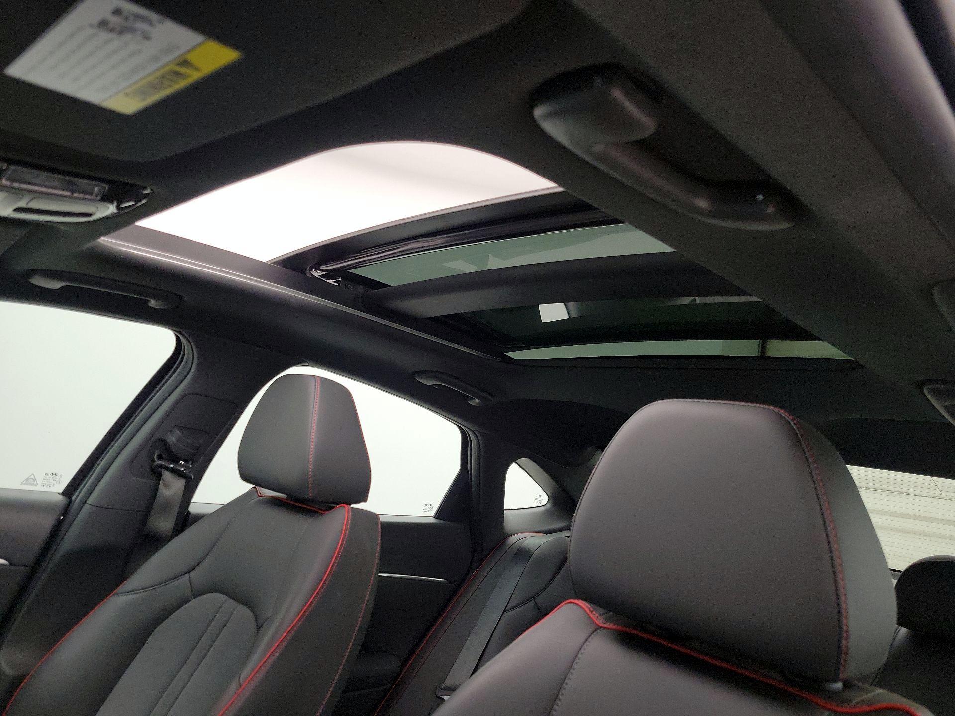 Thumbnail: 2022 Hyundai Sonata - 19