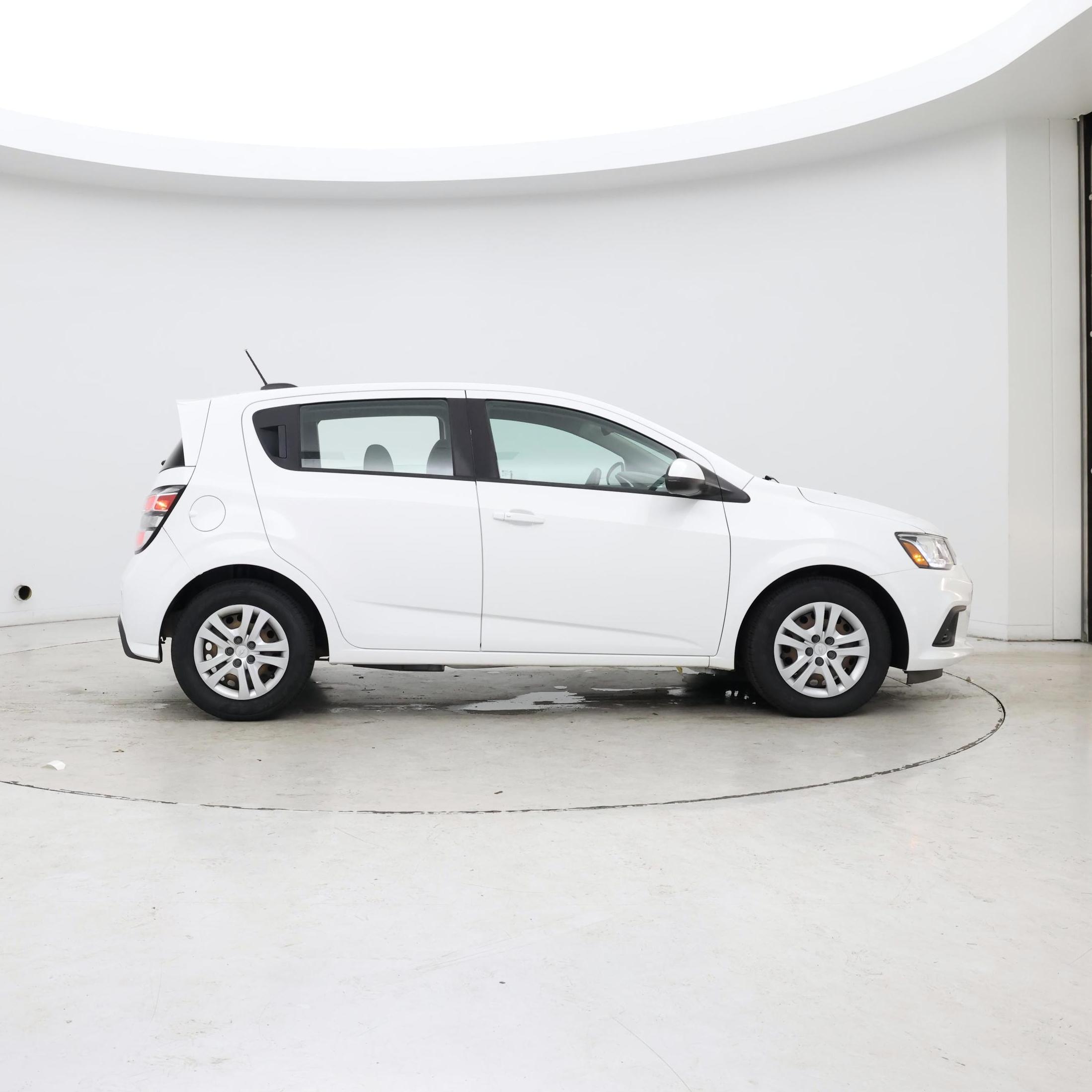 Thumbnail: 2020 Chevrolet Sonic - 7