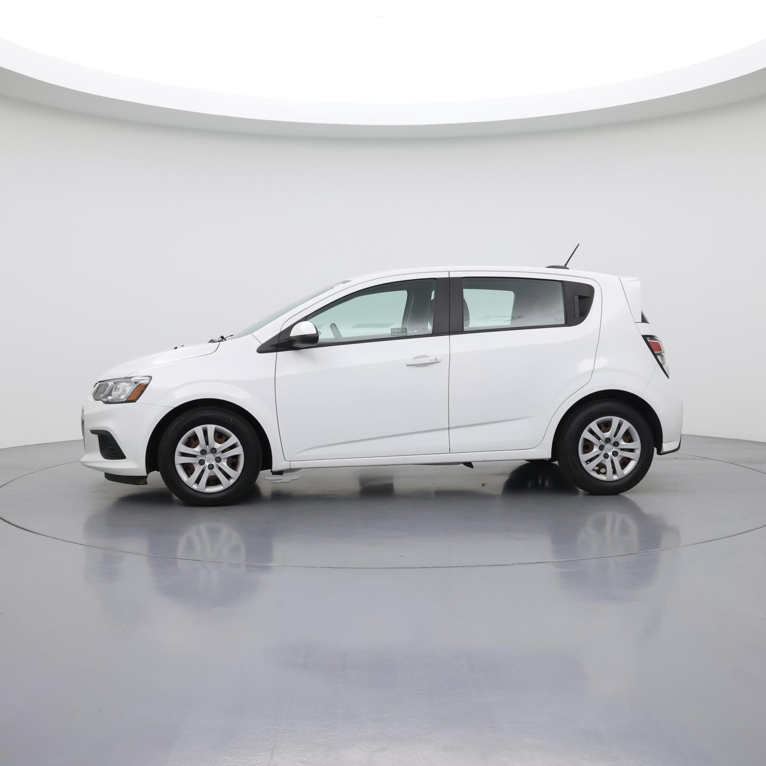 Thumbnail: 2020 Chevrolet Sonic - 3
