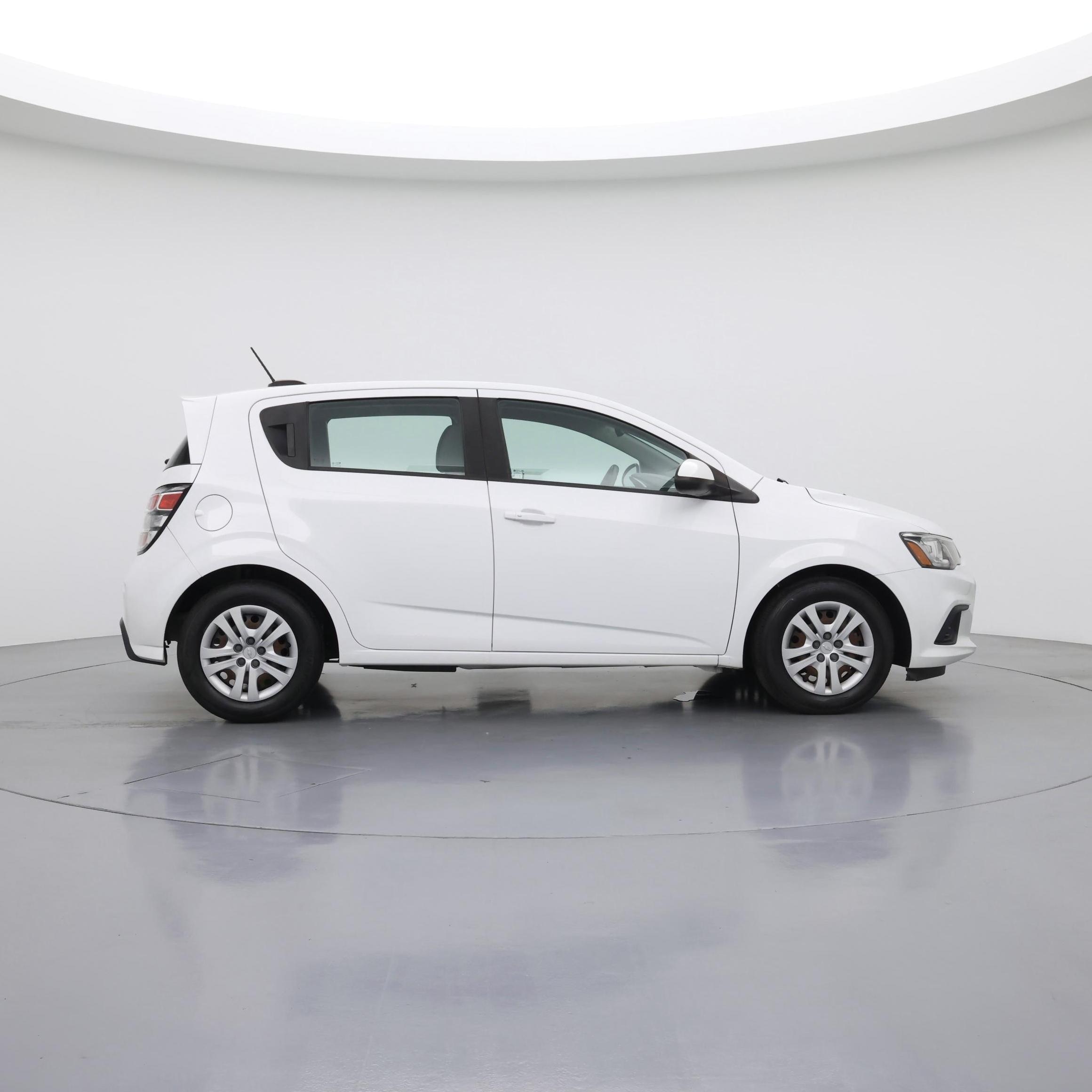 Thumbnail: 2020 Chevrolet Sonic - 7