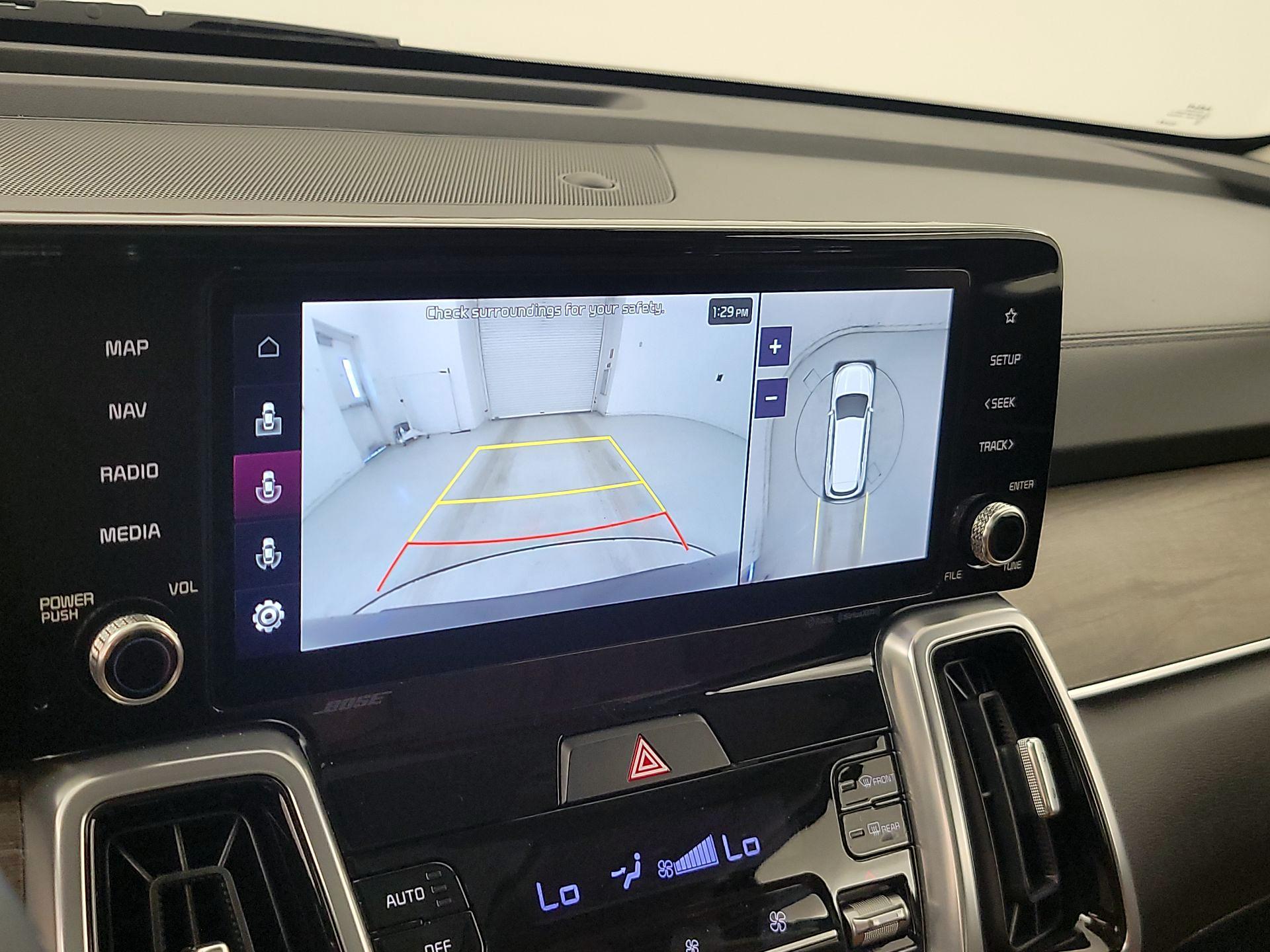 Thumbnail: 2023 Kia Sorento - 15