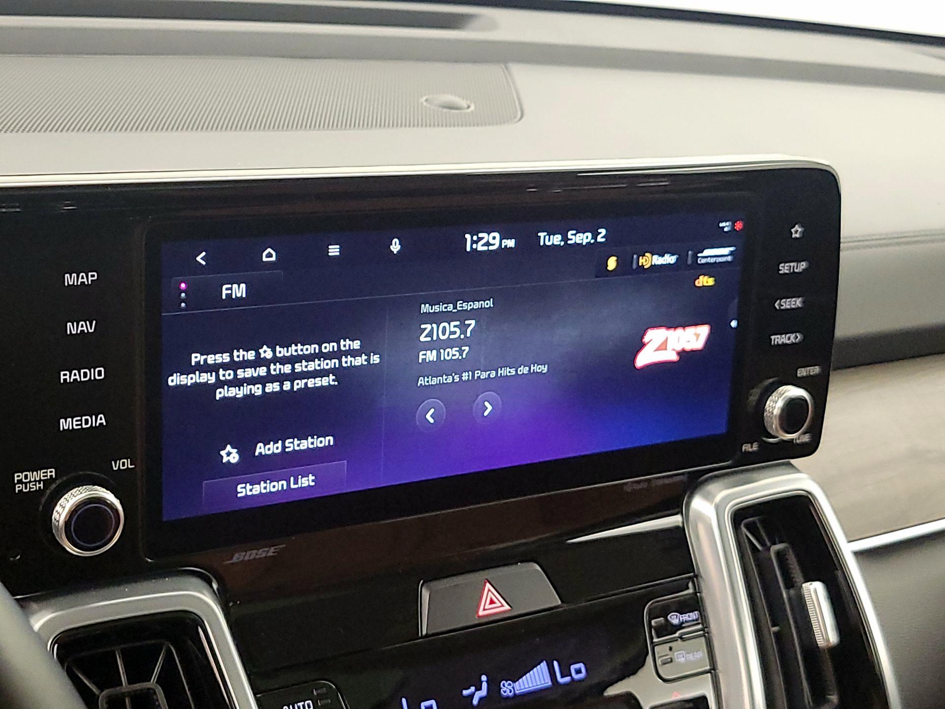 Thumbnail: 2023 Kia Sorento - 16