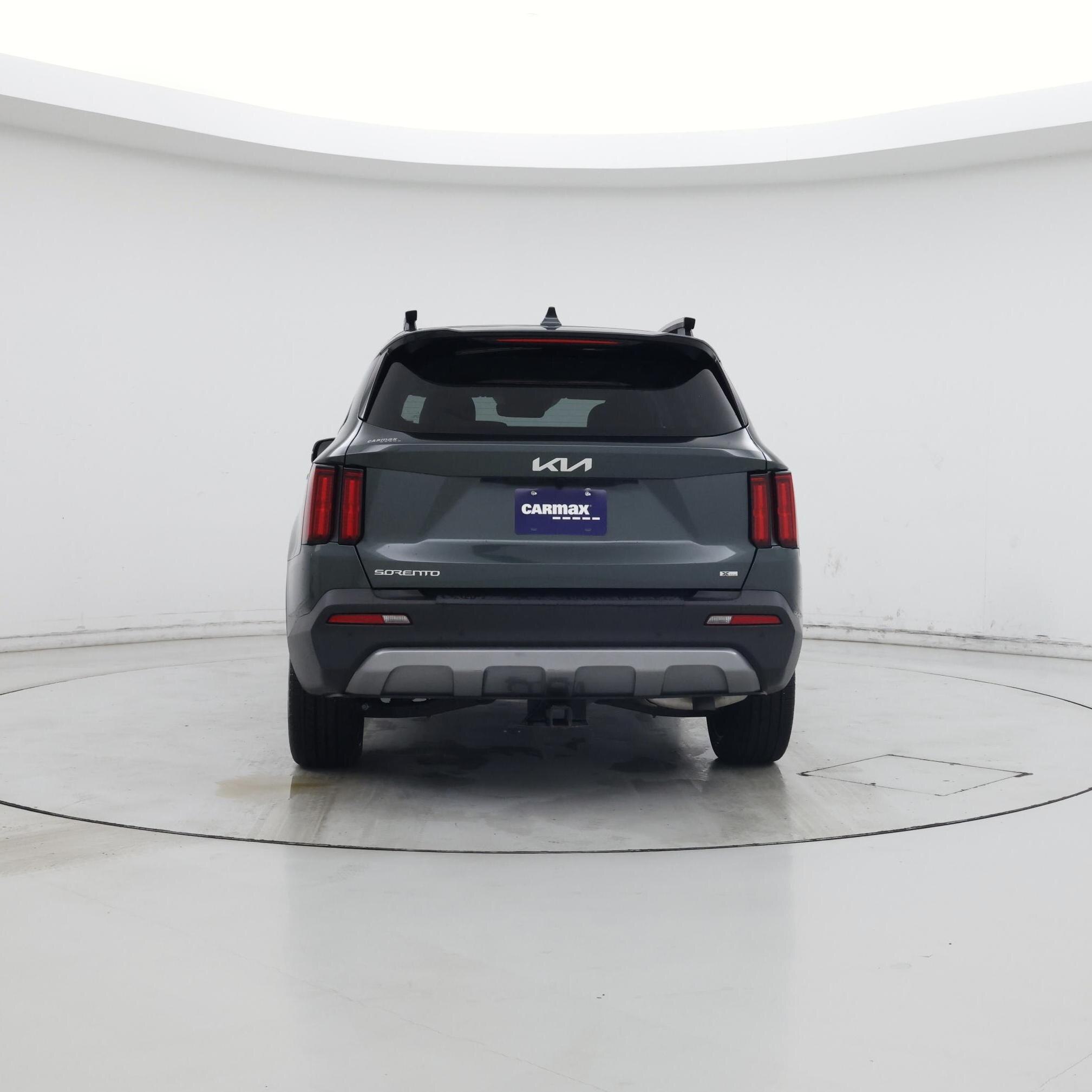 Thumbnail: 2023 Kia Sorento - 6