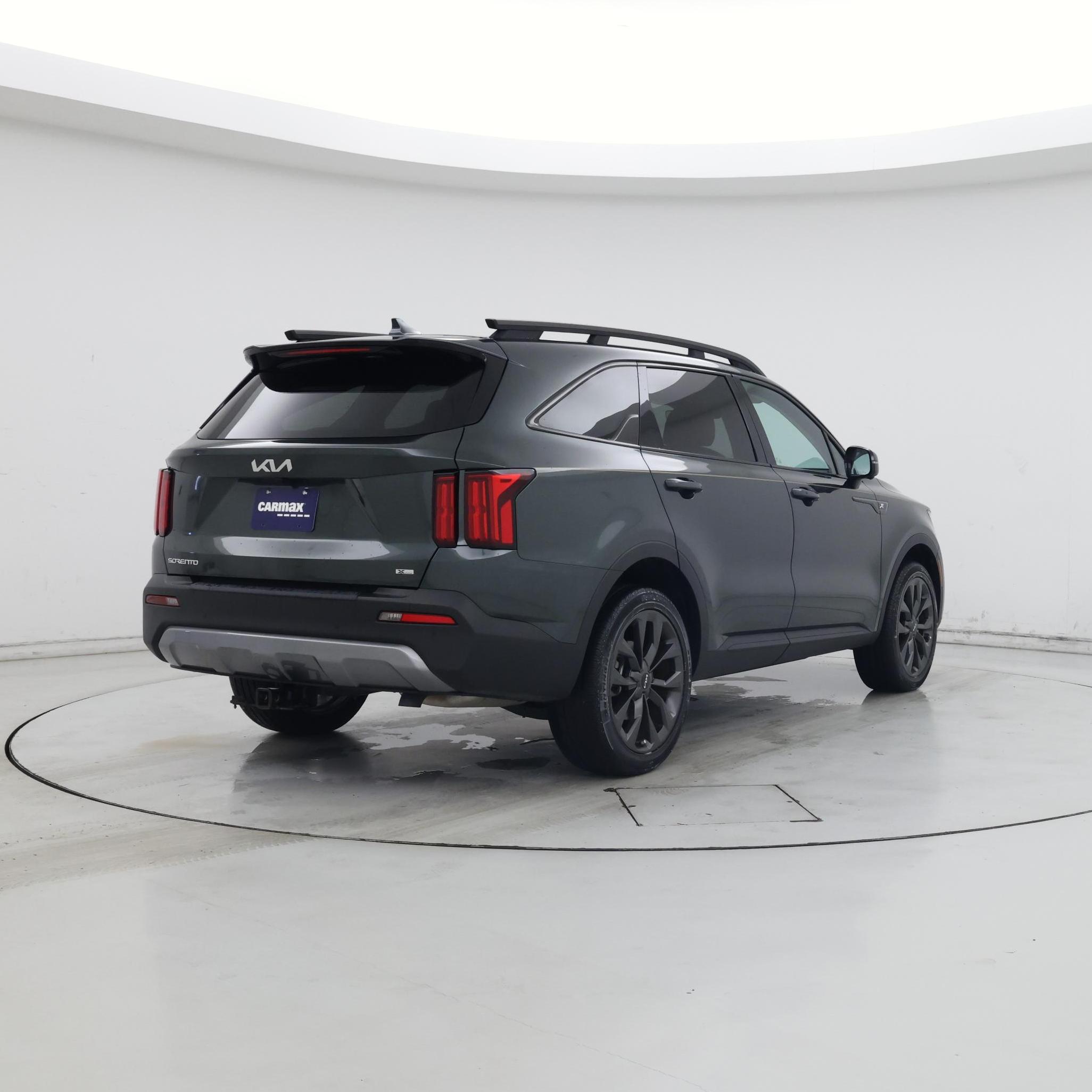 Thumbnail: 2023 Kia Sorento - 8