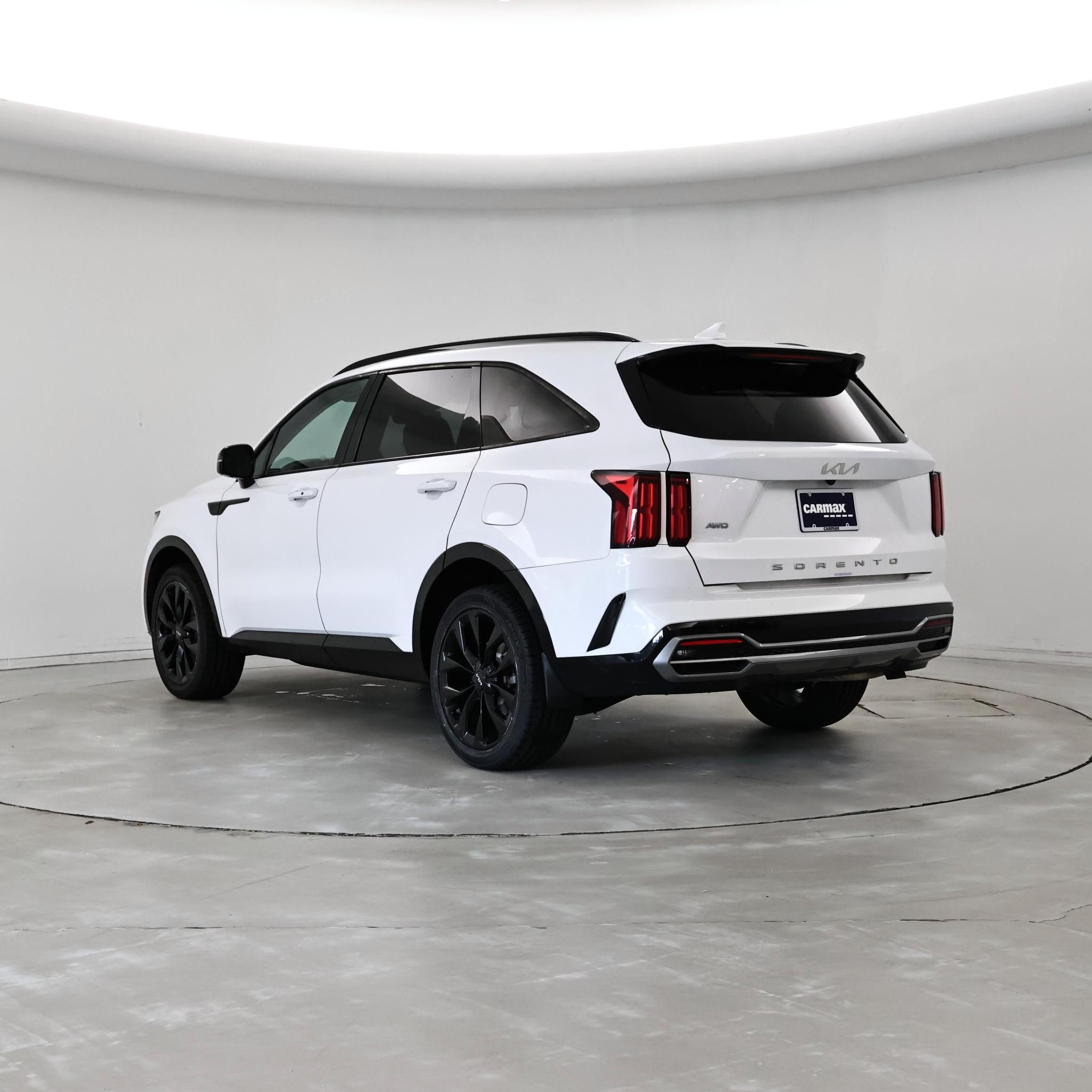 Thumbnail: 2022 Kia Sorento - 2