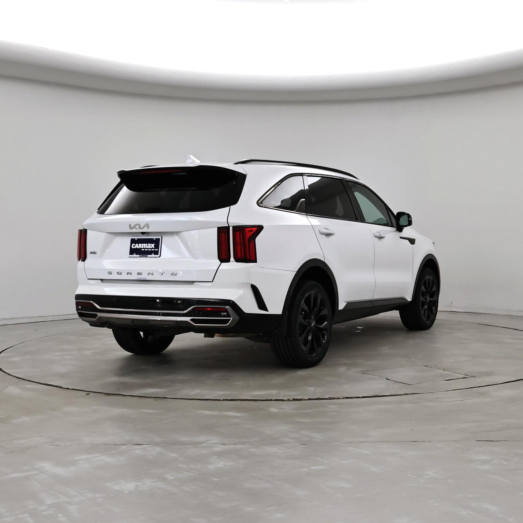 Thumbnail: 2022 Kia Sorento - 8