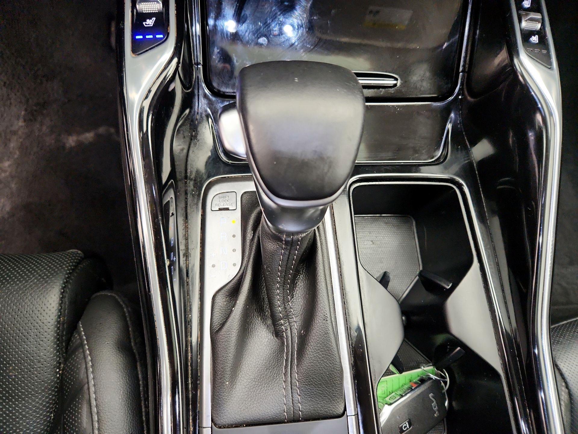 Thumbnail: 2022 Kia Sorento - 18