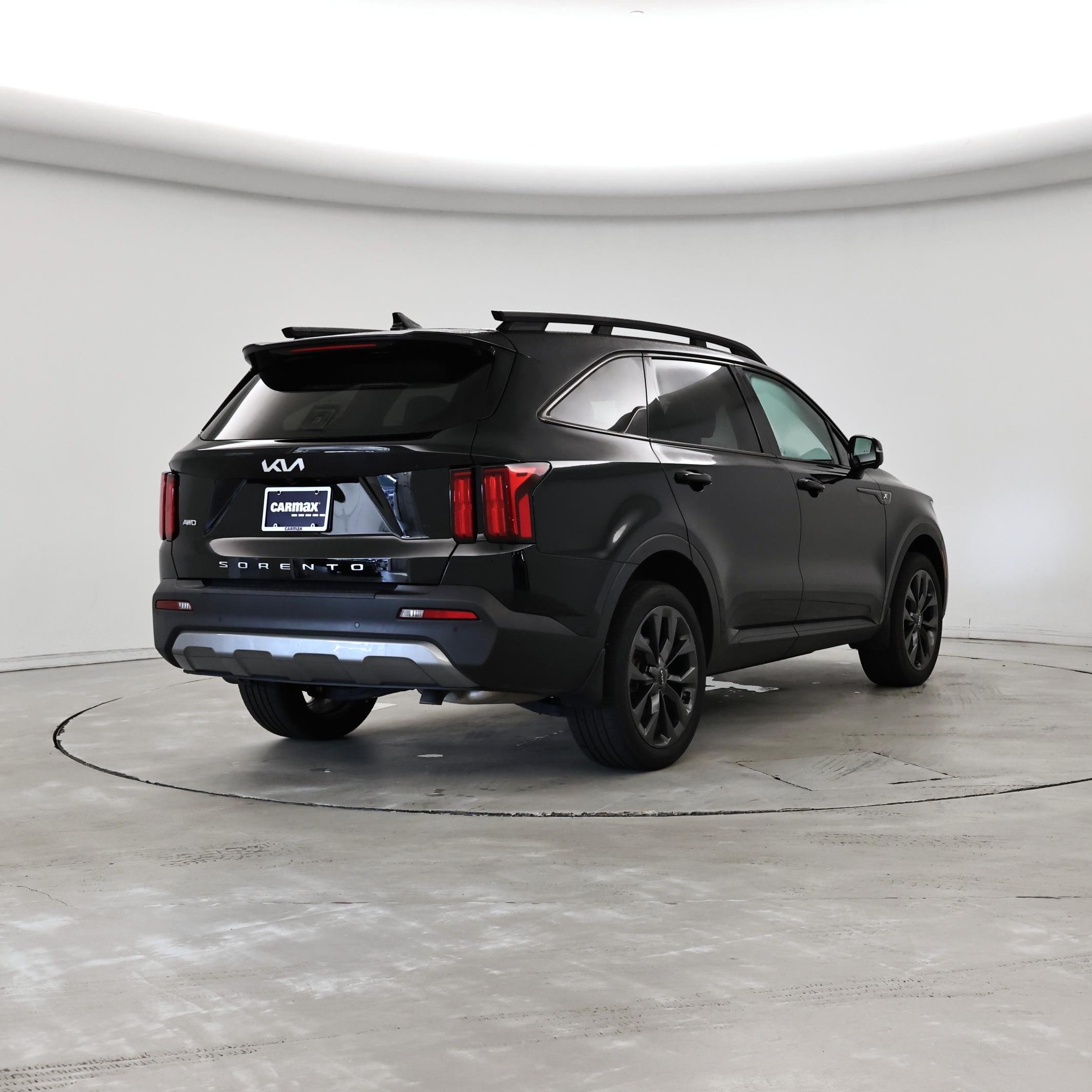 Thumbnail: 2022 Kia Sorento - 8