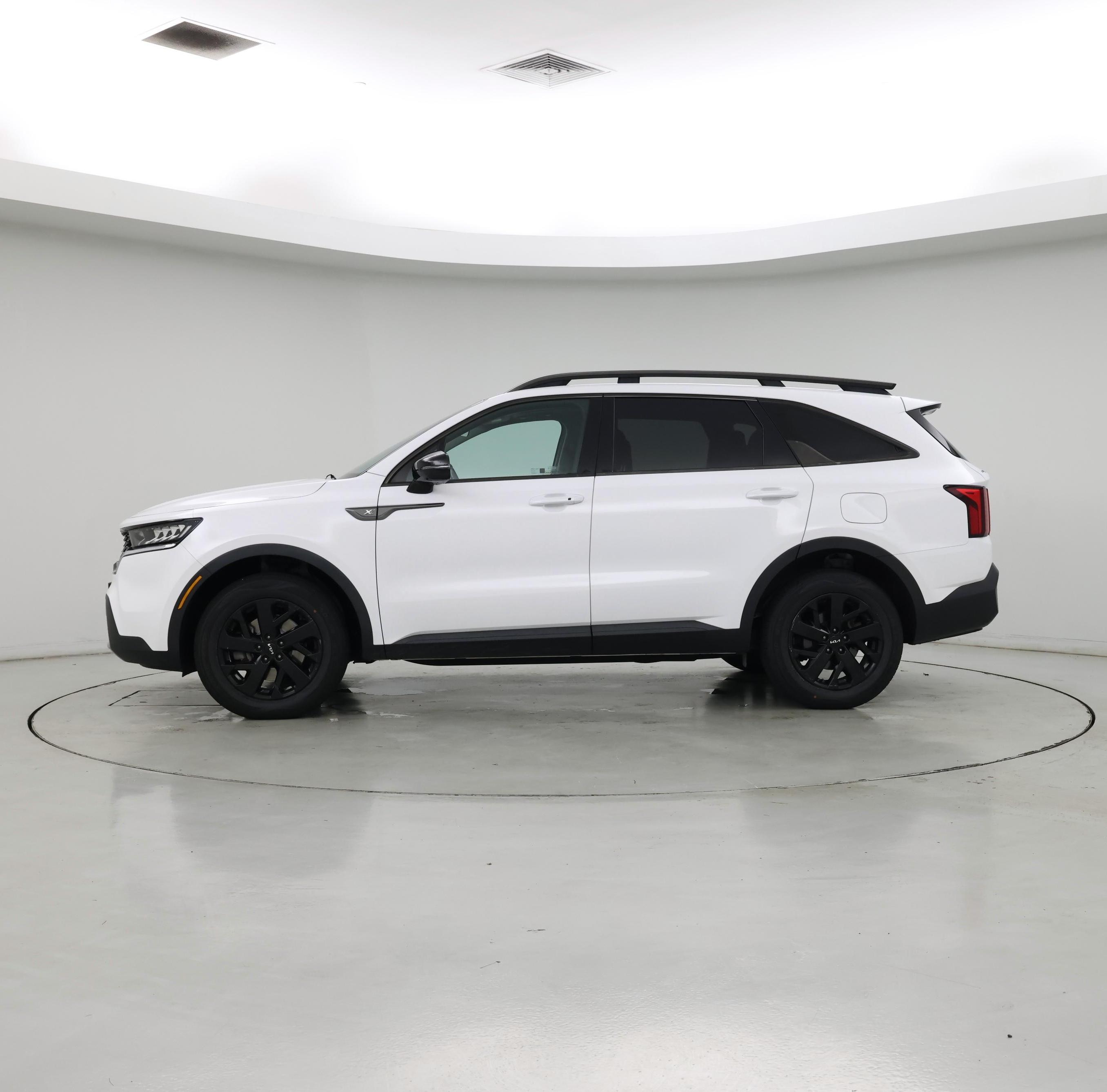 Thumbnail: 2022 Kia Sorento - 3