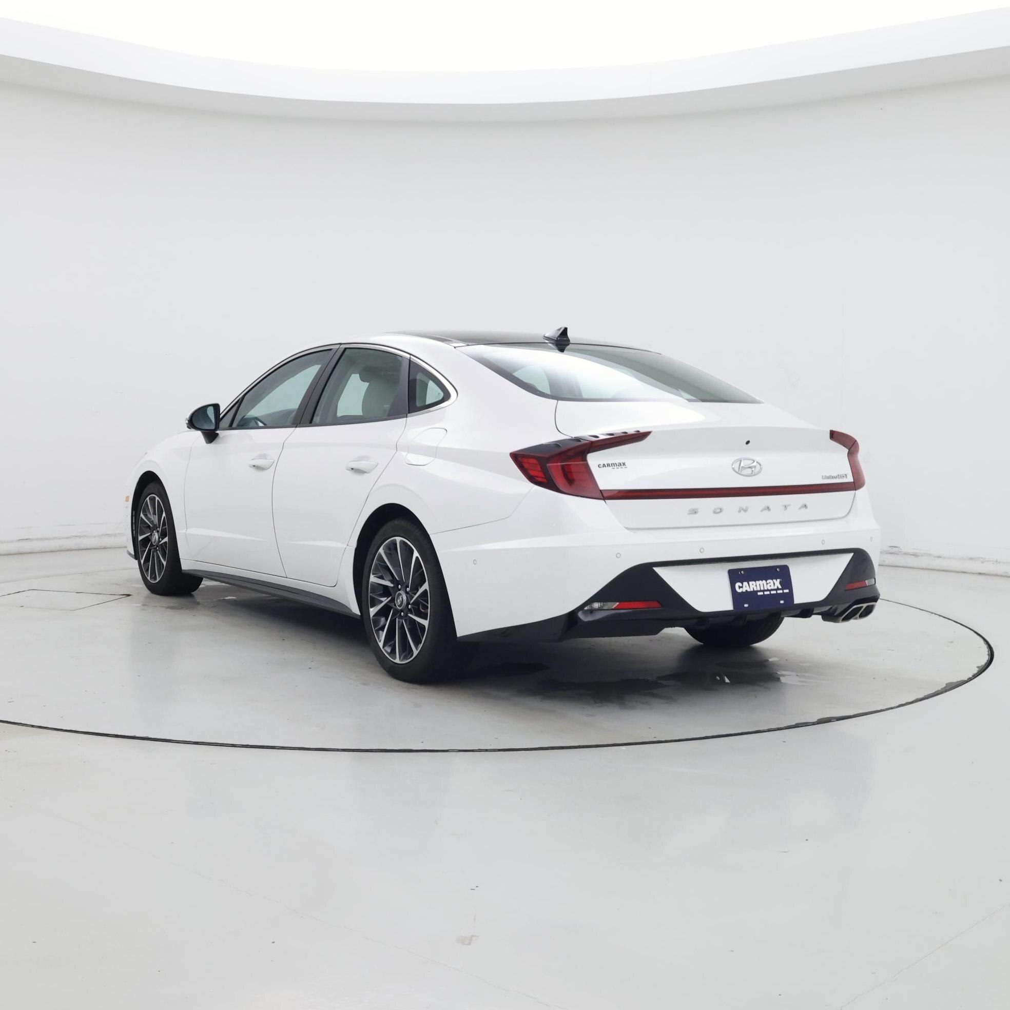 Thumbnail: 2023 Hyundai Sonata - 2