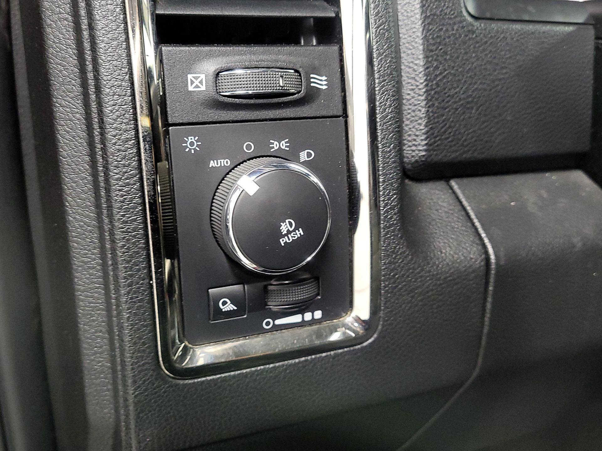 Thumbnail: 2016 RAM 1500 - 13