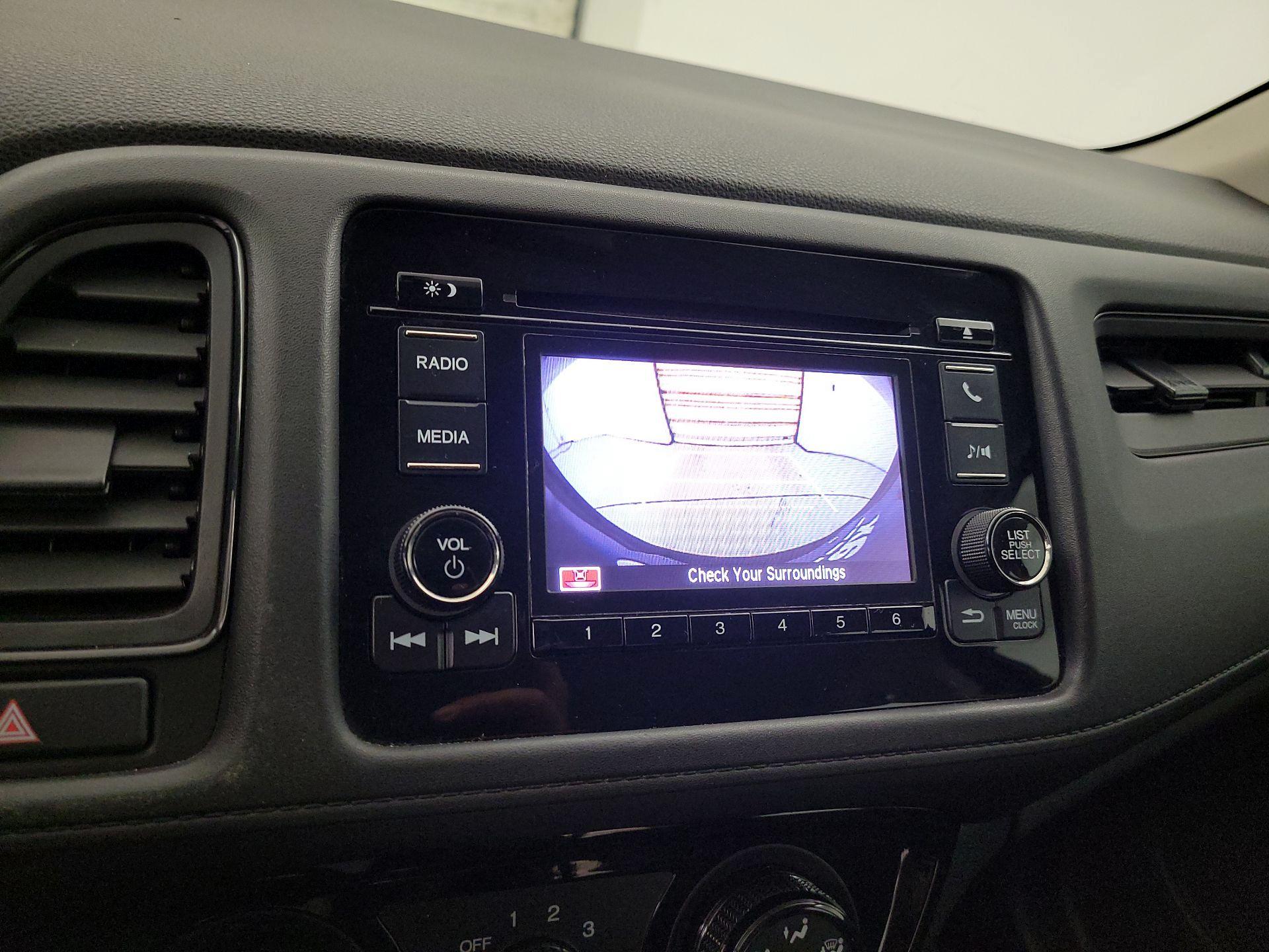 Thumbnail: 2019 Honda HR-V - 13