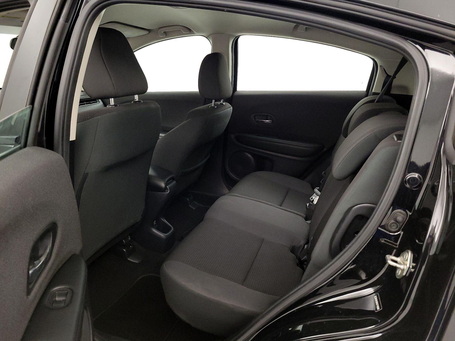 Thumbnail: 2019 Honda HR-V - 18