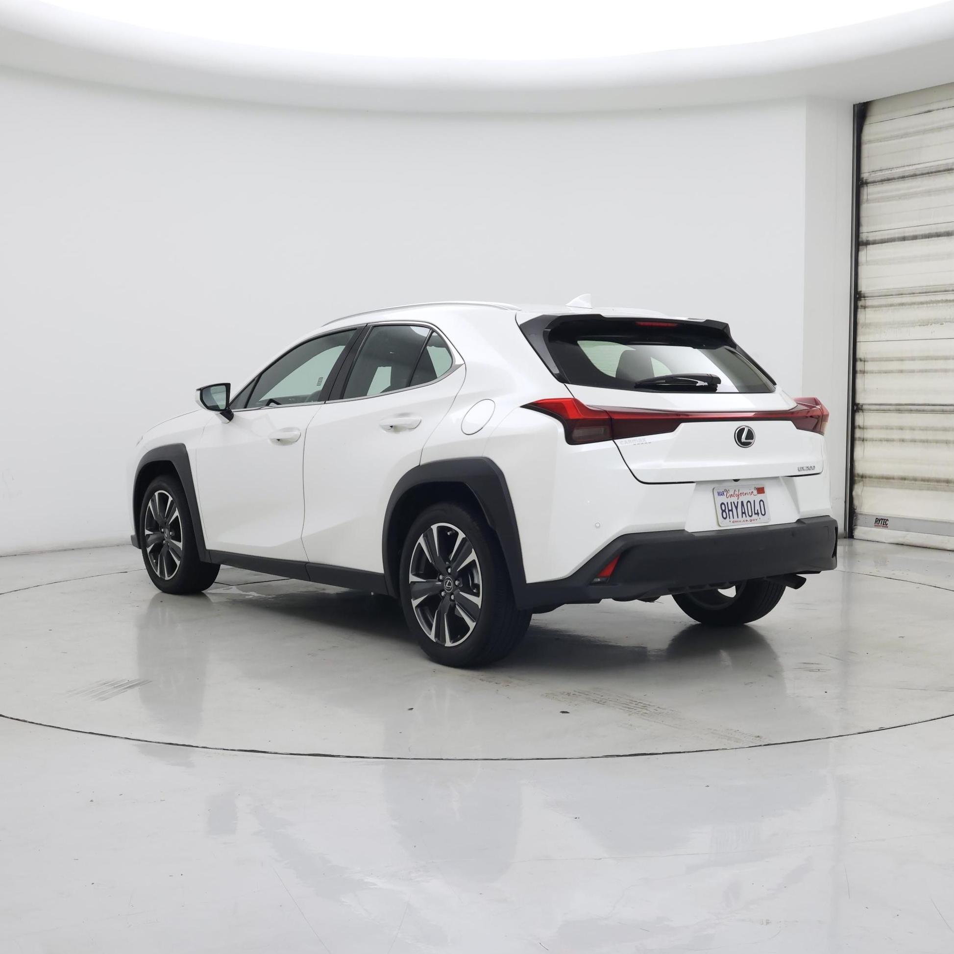 Thumbnail: 2019 Lexus UX - 2