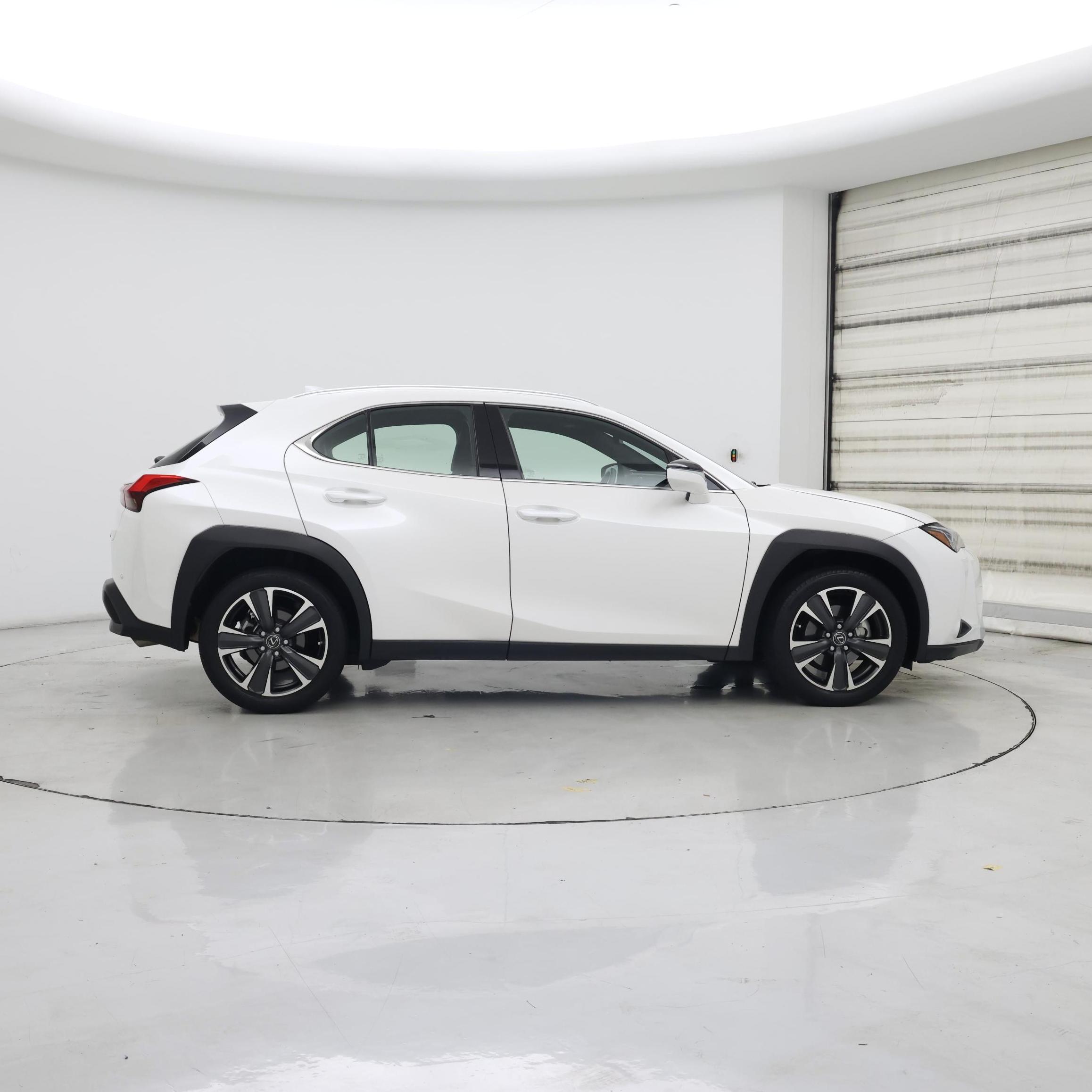 Thumbnail: 2019 Lexus UX - 7