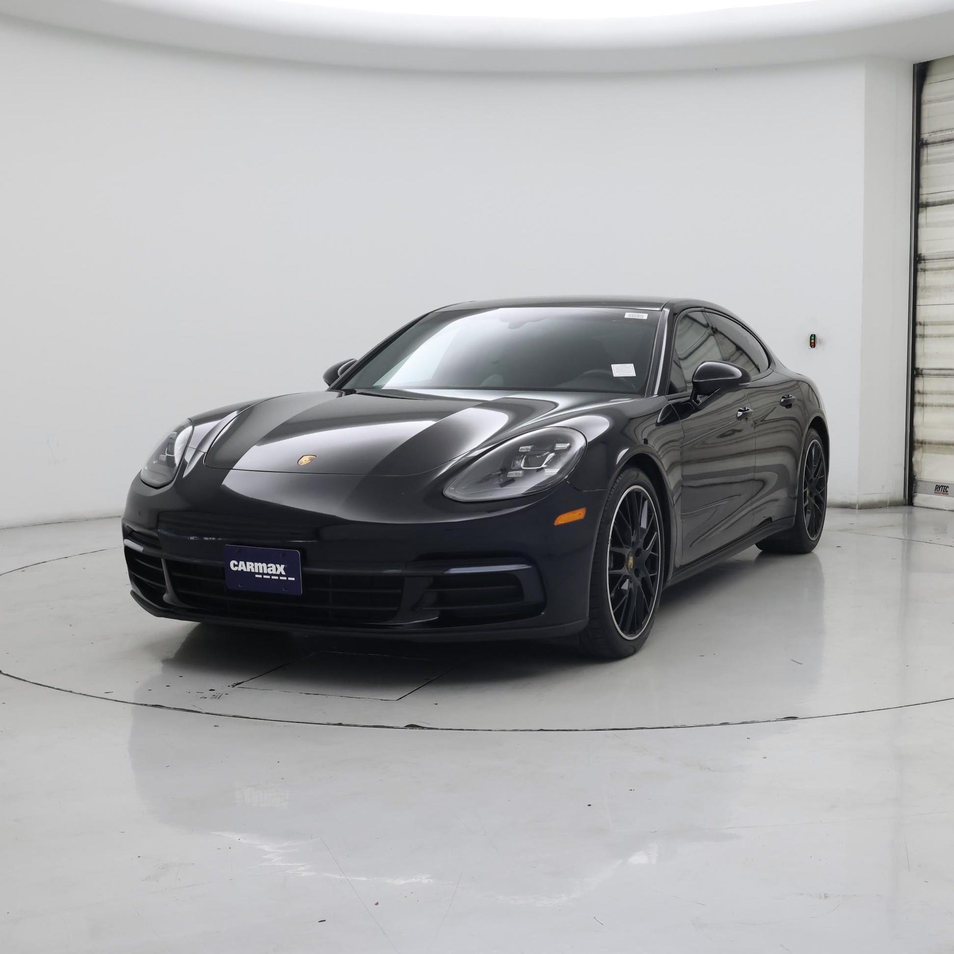 Thumbnail: 2020 Porsche Panamera - 4