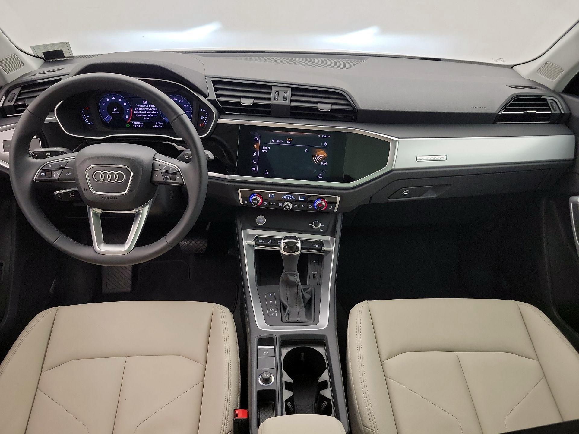 Thumbnail: 2019 Audi Q3 - 9