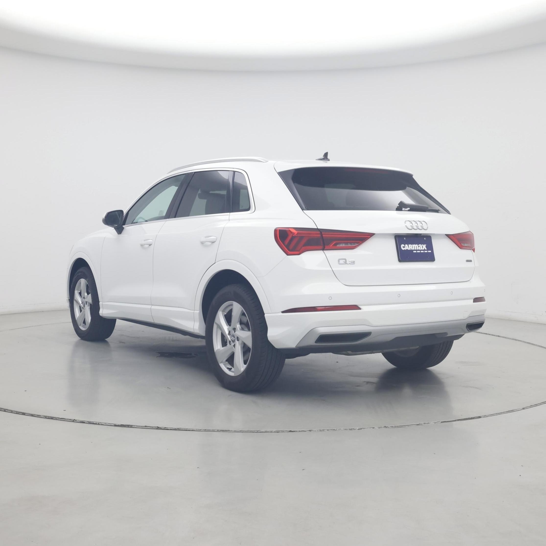 Thumbnail: 2019 Audi Q3 - 2