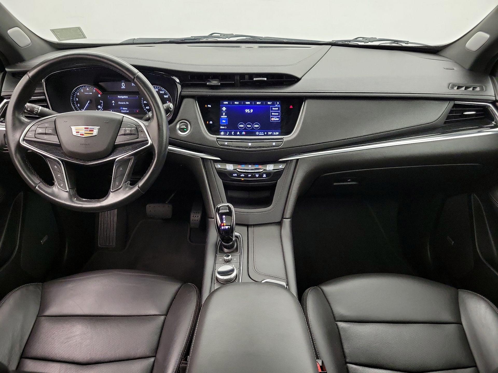 Thumbnail: 2021 Cadillac XT5 - 9