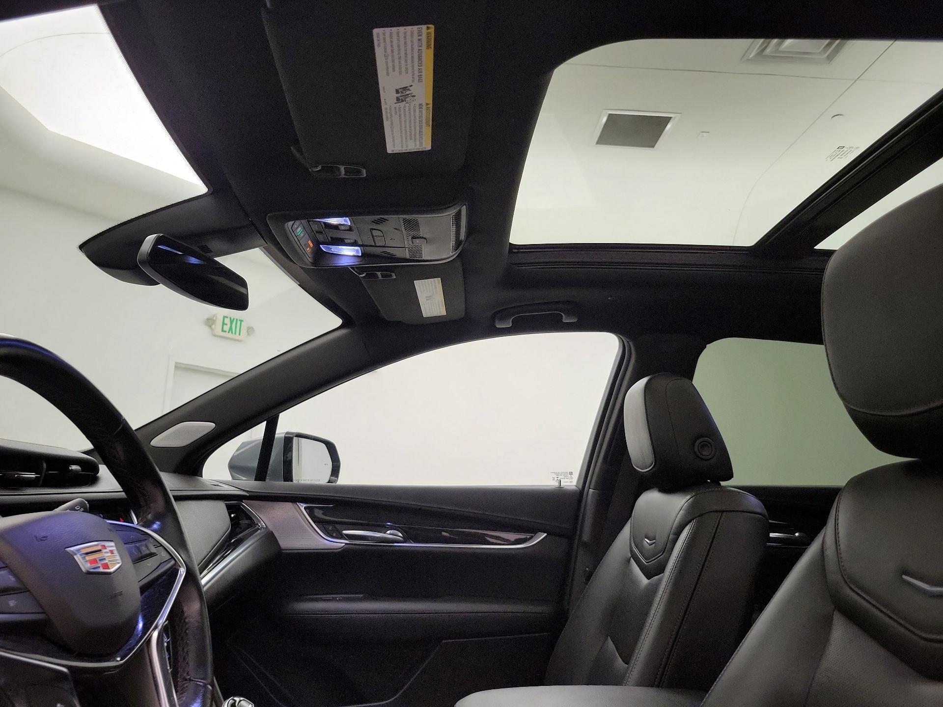 Thumbnail: 2021 Cadillac XT5 - 20