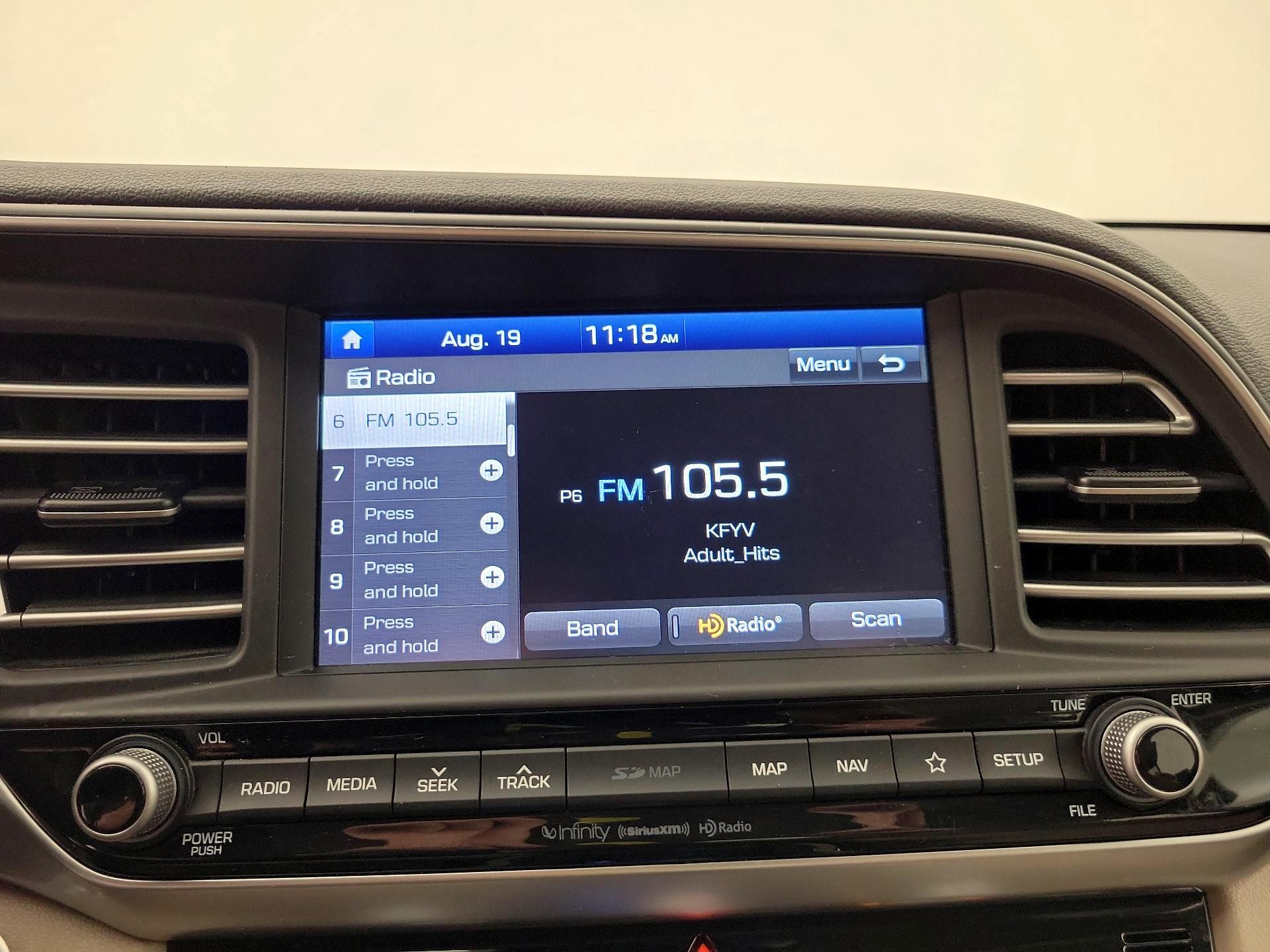 Thumbnail: 2020 Hyundai Elantra - 16