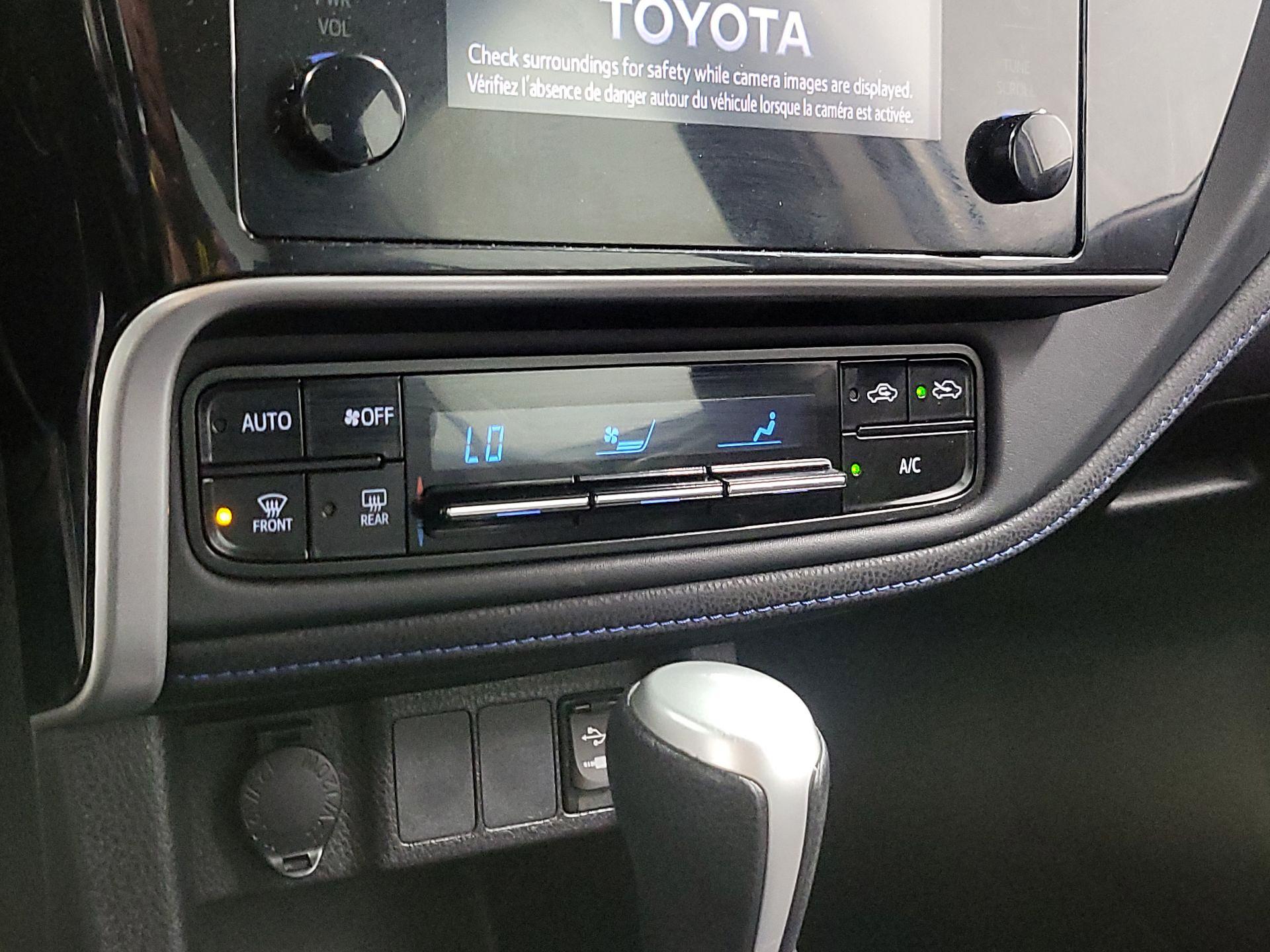 Thumbnail: 2018 Toyota Corolla - 14