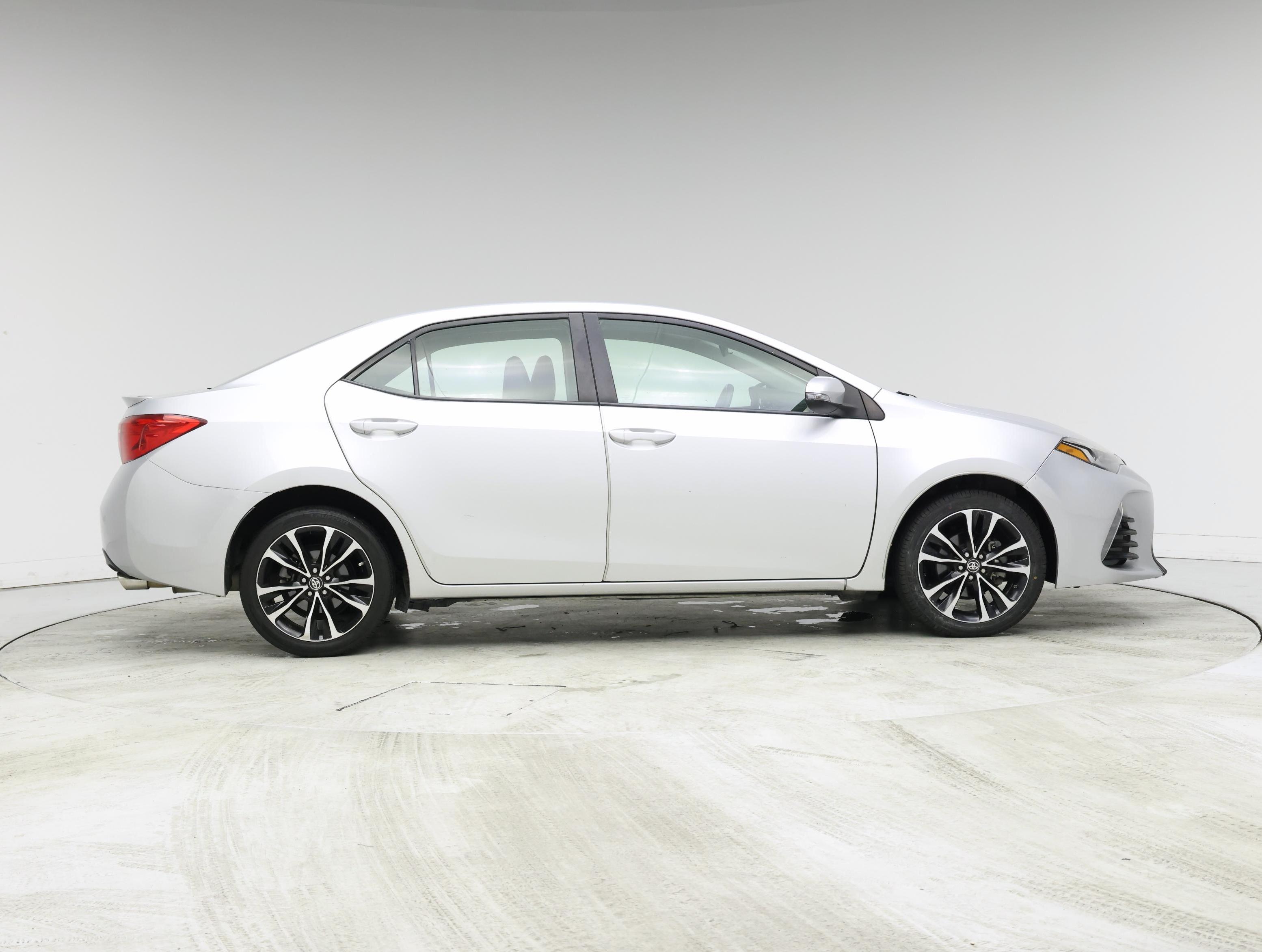 Thumbnail: 2018 Toyota Corolla - 7