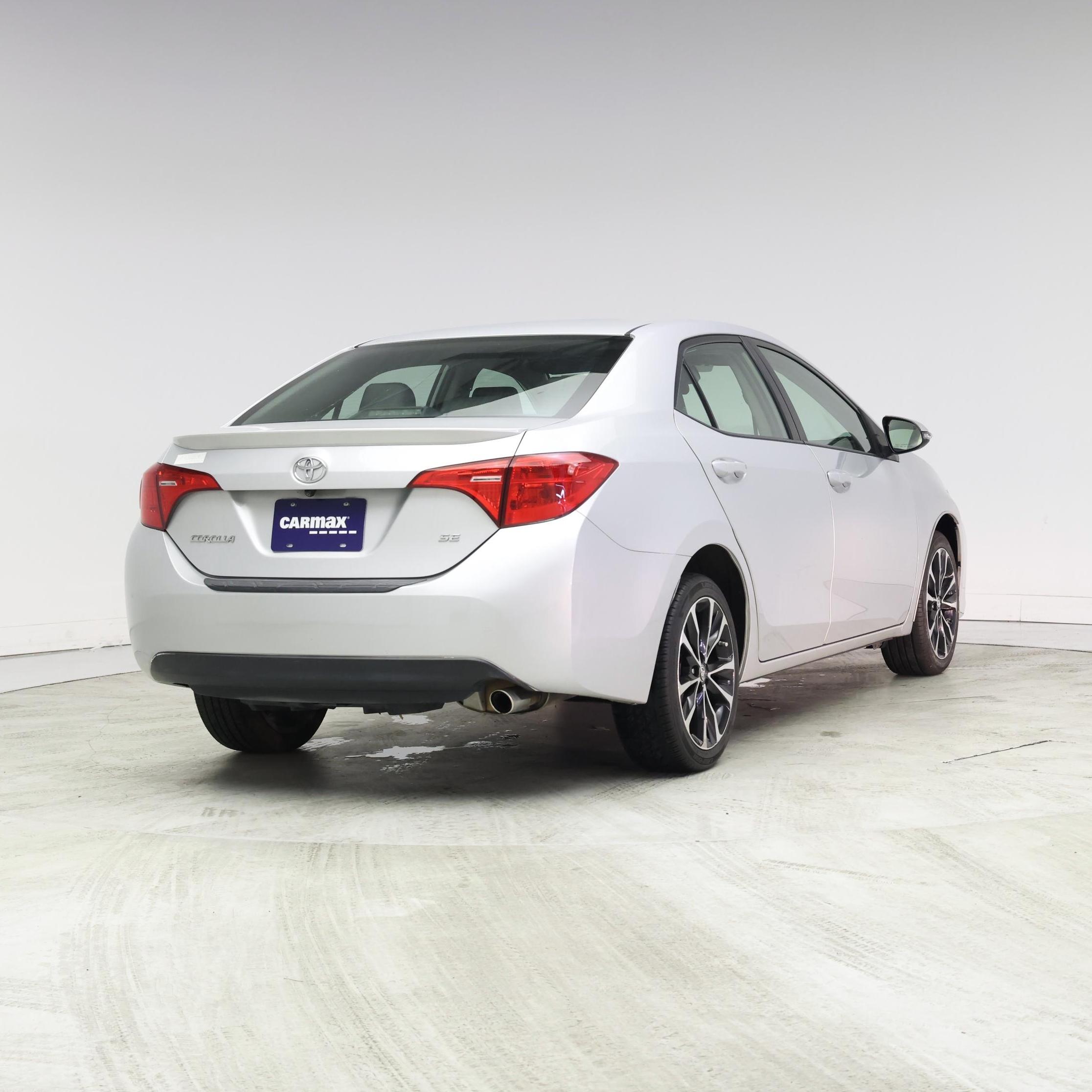 Thumbnail: 2018 Toyota Corolla - 8