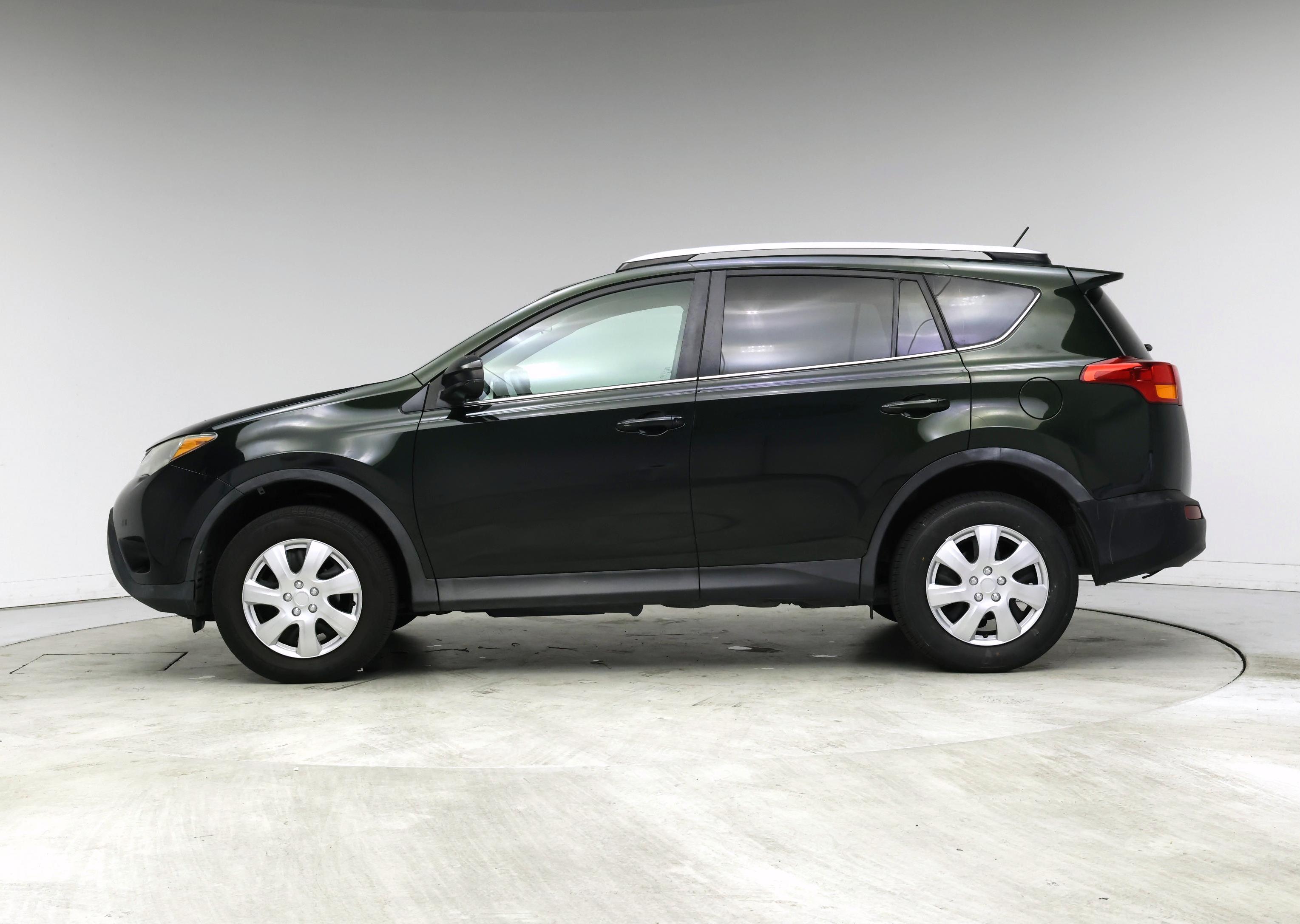 Thumbnail: 2013 Toyota RAV4 - 3