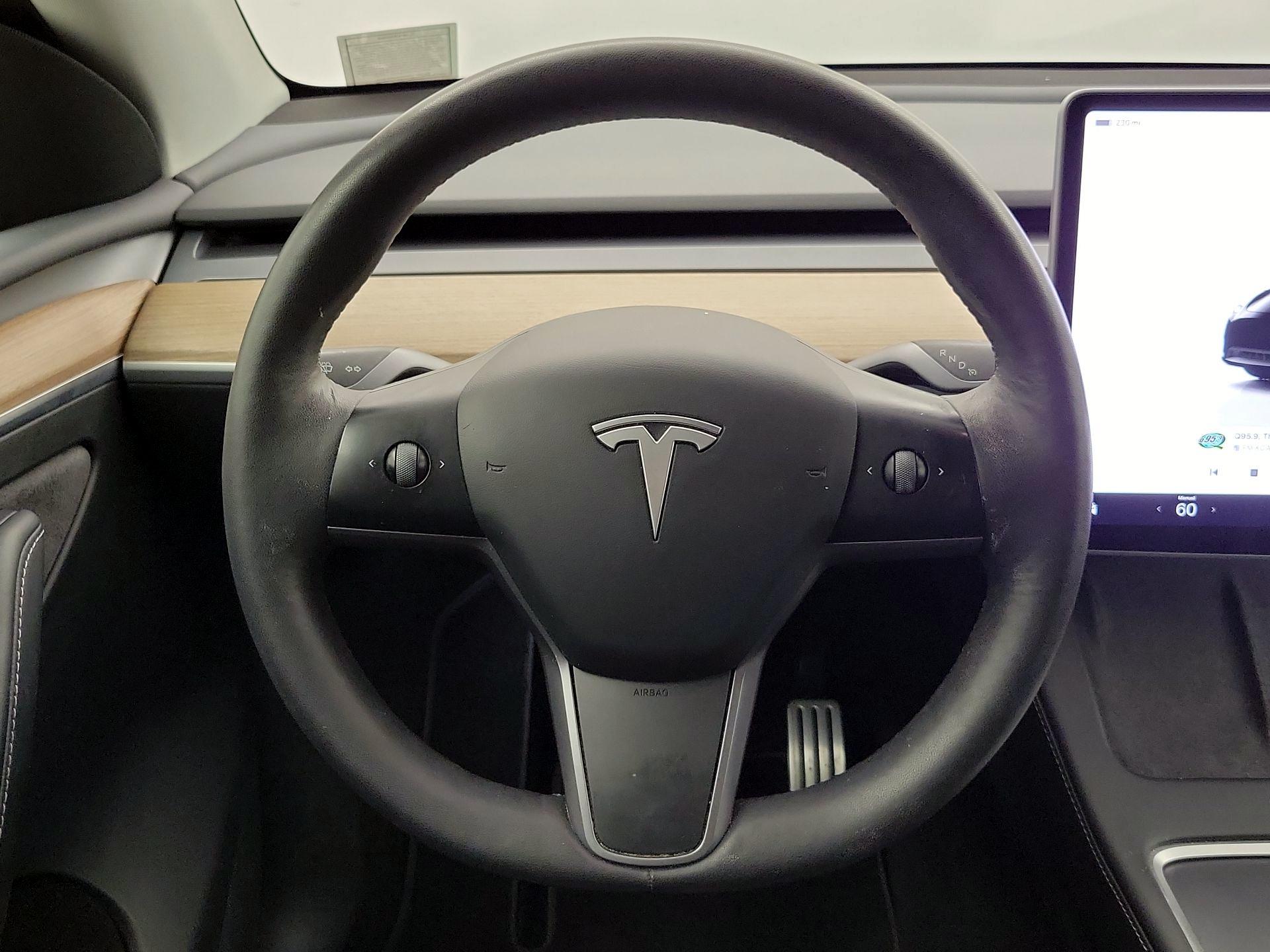 Thumbnail: 2023 Tesla Model Y - 10