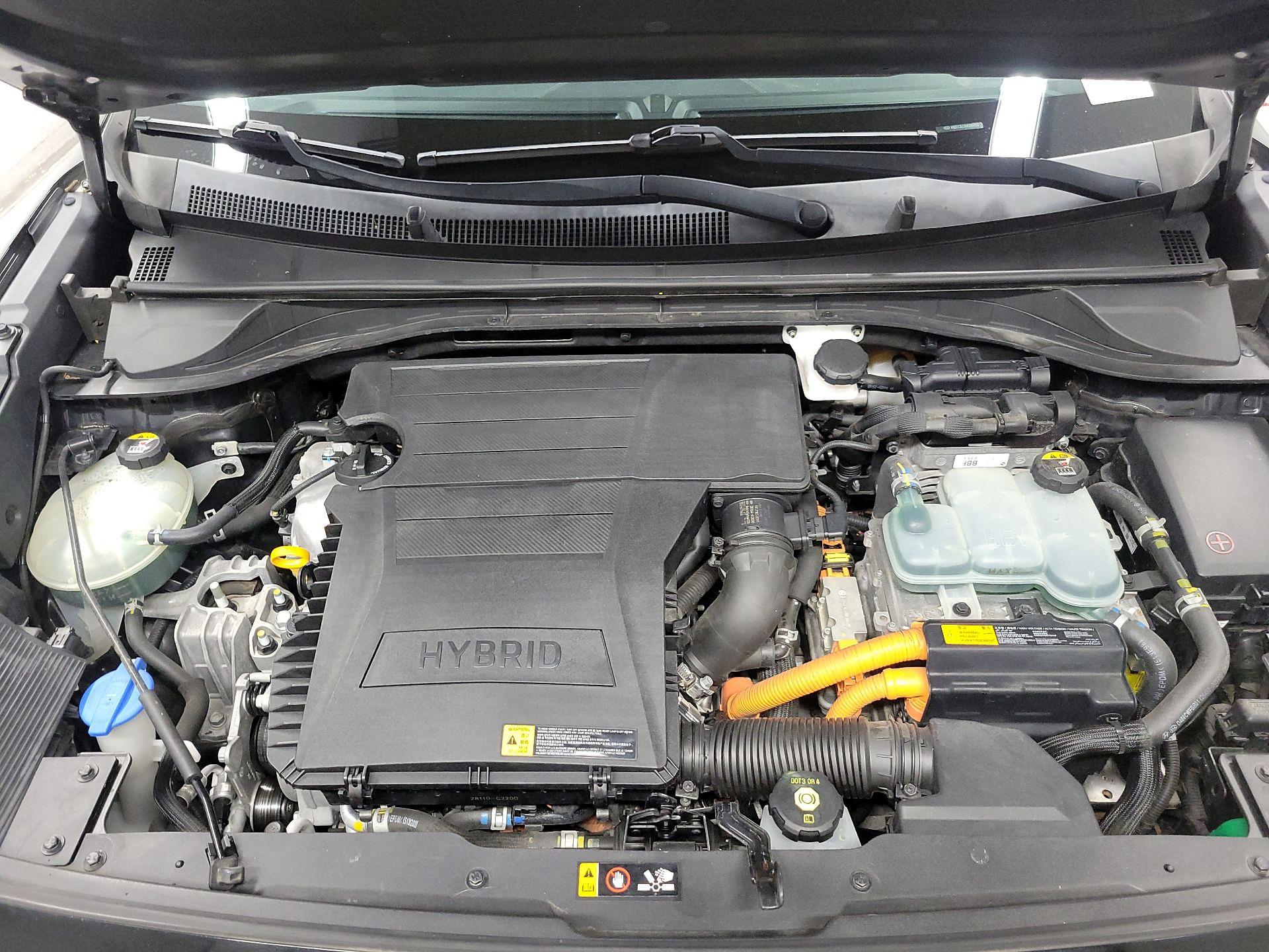 Thumbnail: 2017 Kia Niro - 19