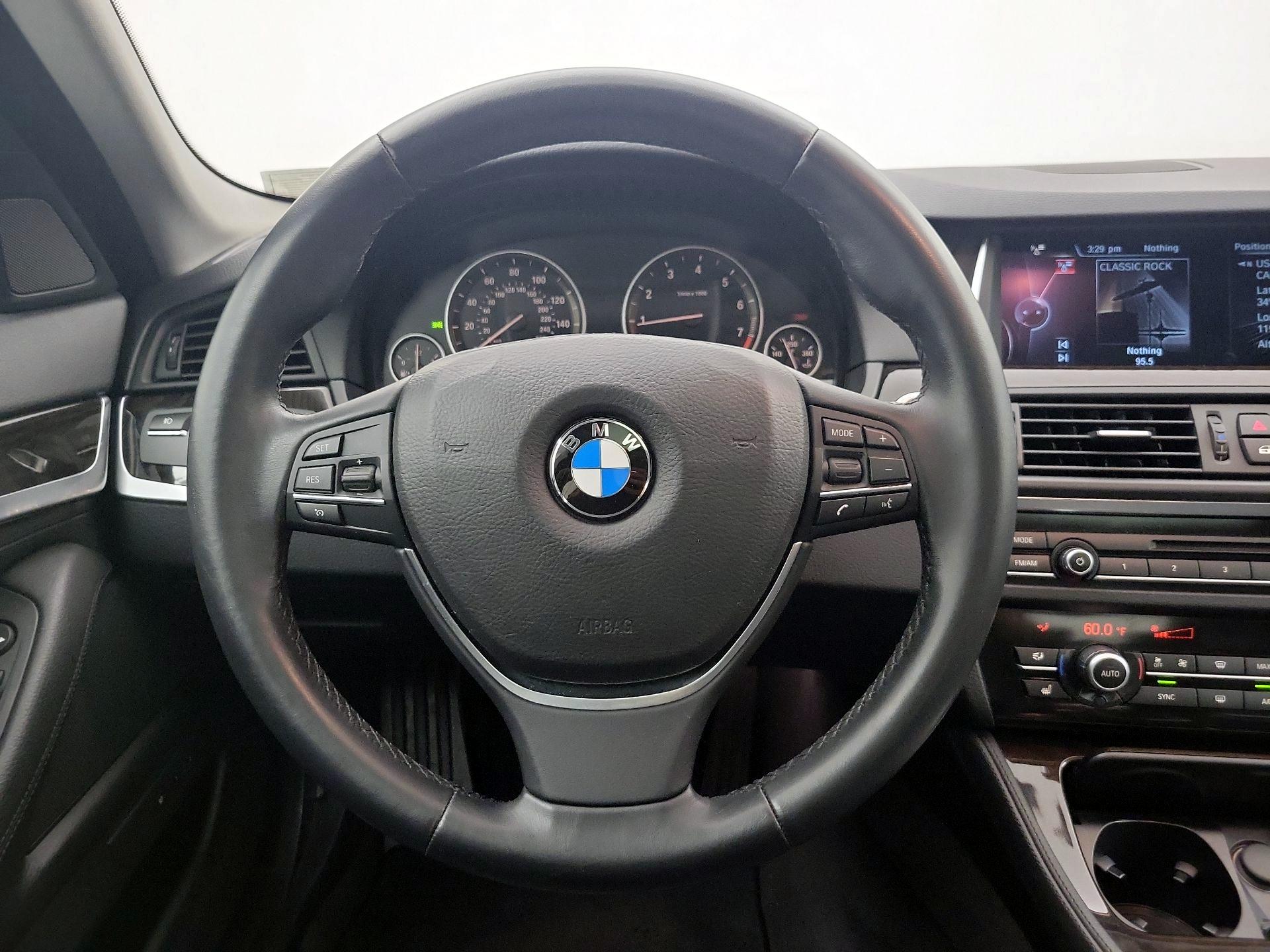 Thumbnail: 2015 BMW 5 Series - 10
