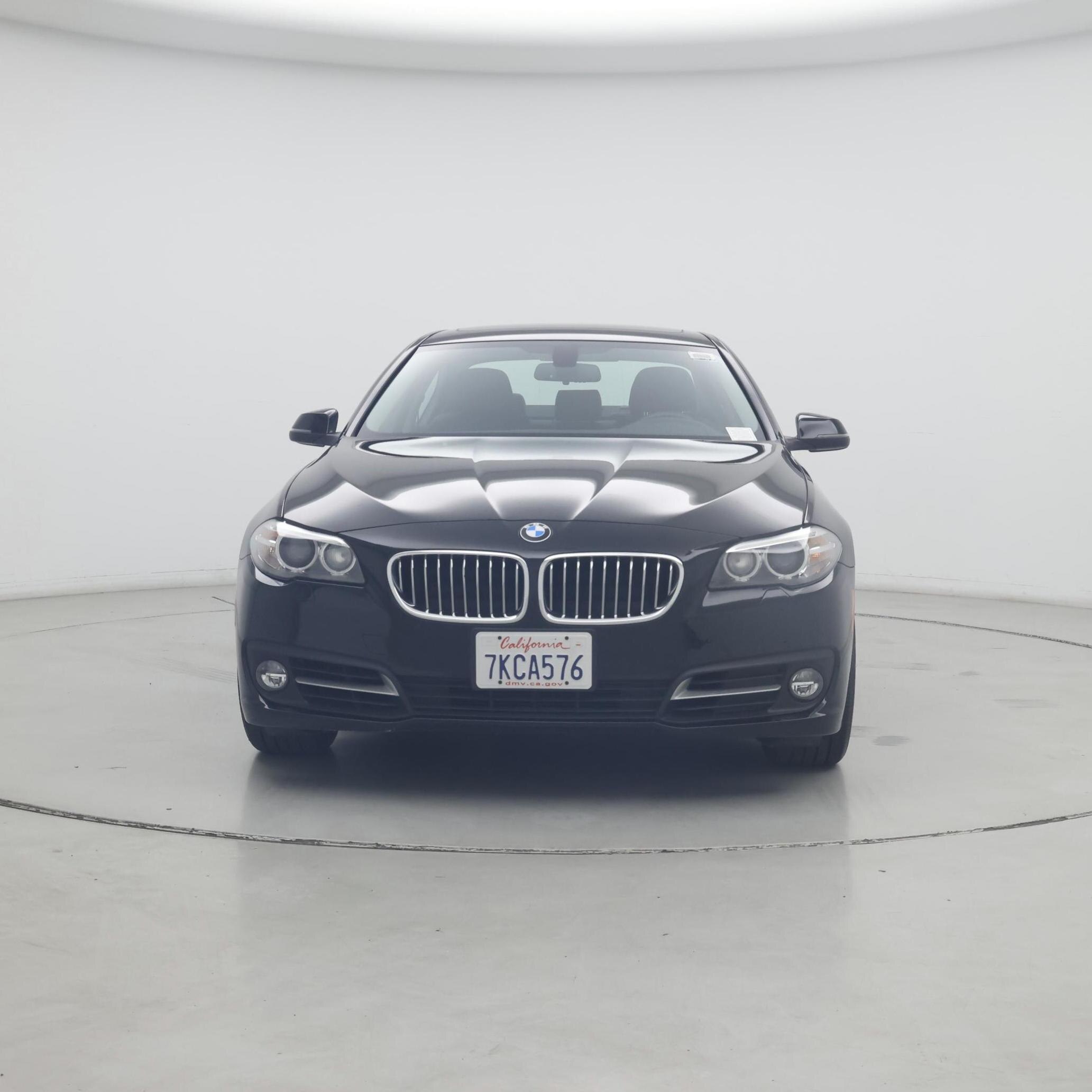 Thumbnail: 2015 BMW 5 Series - 5