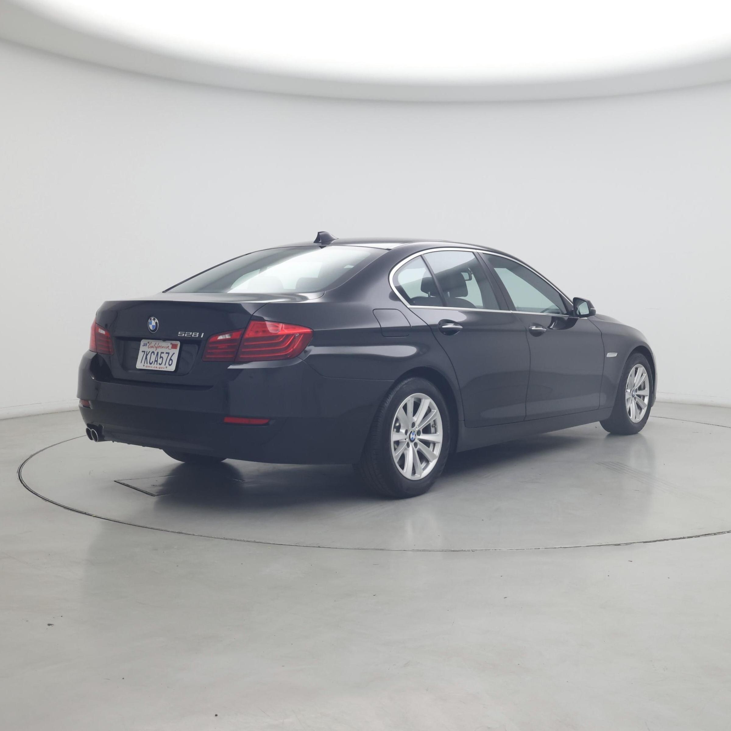 Thumbnail: 2015 BMW 5 Series - 8