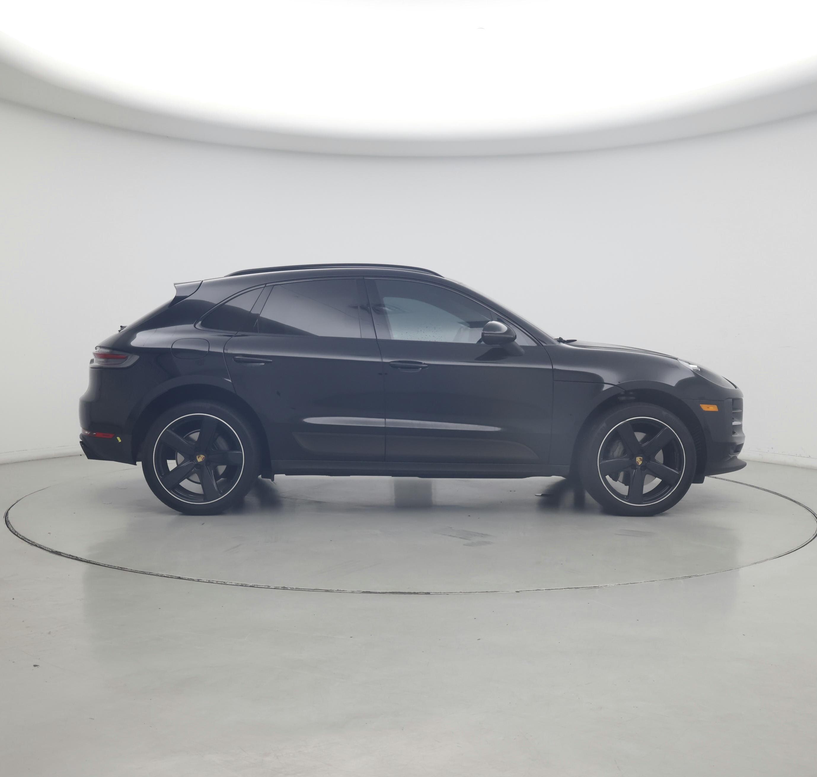 Thumbnail: 2021 Porsche Macan - 7