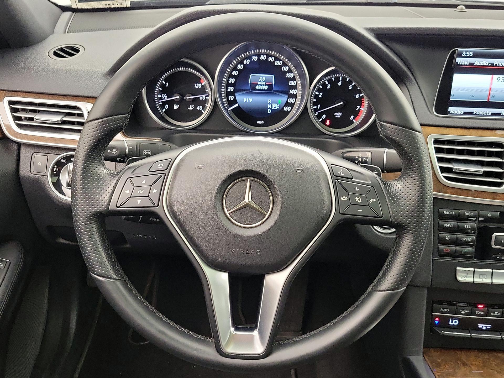 Thumbnail: 2015 Mercedes-Benz E-Class - 10