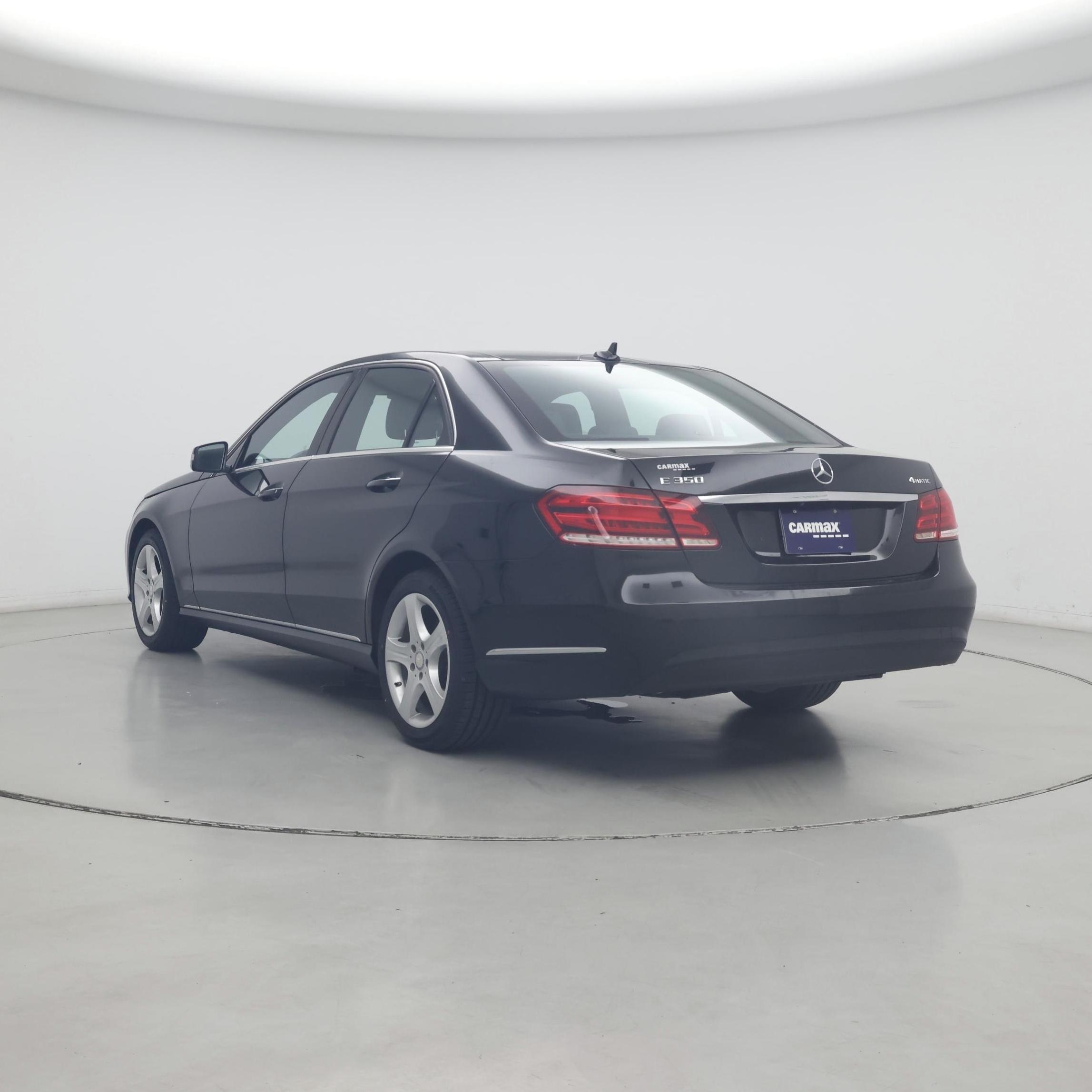 Thumbnail: 2015 Mercedes-Benz E-Class - 2