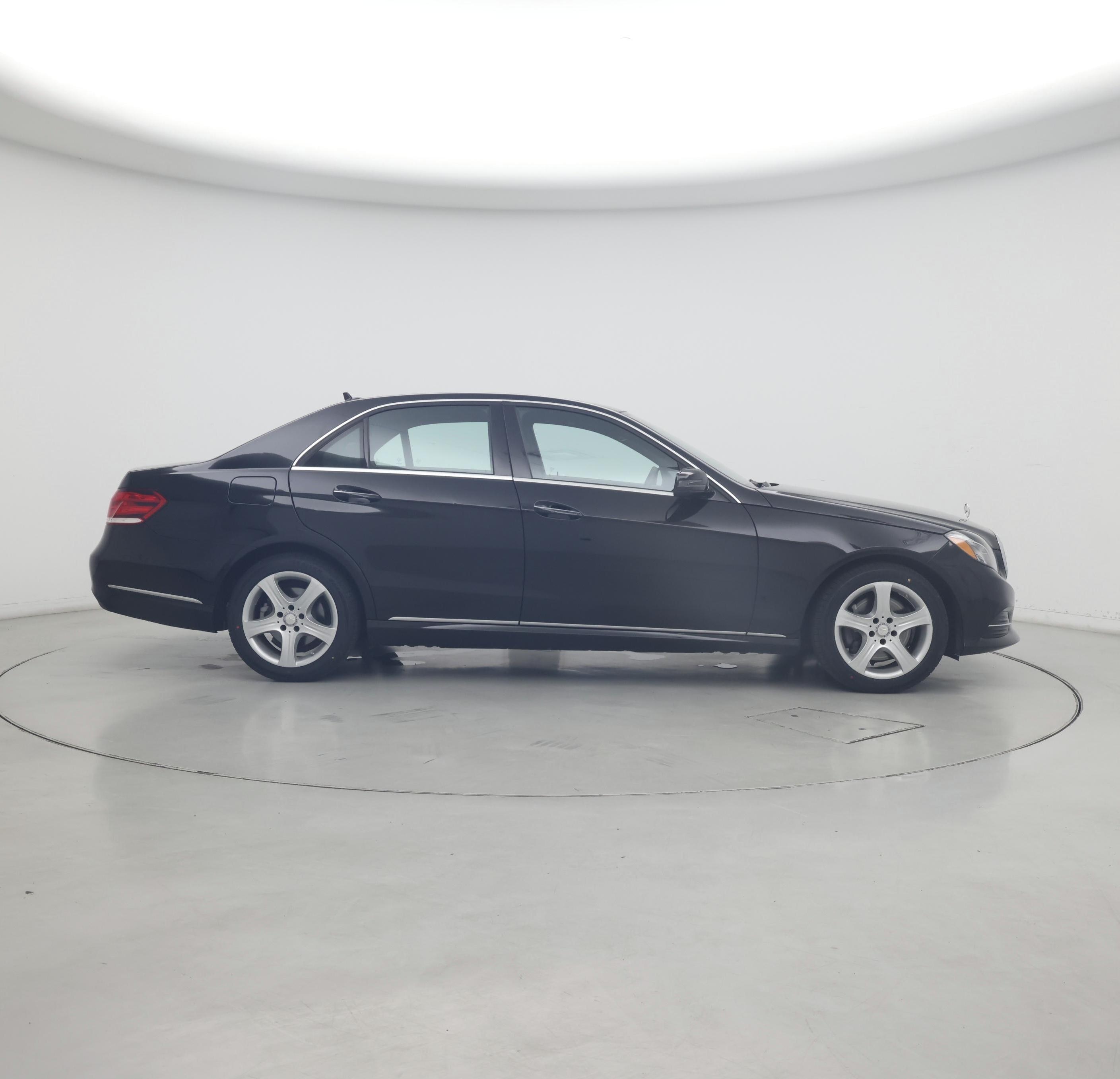 Thumbnail: 2015 Mercedes-Benz E-Class - 7