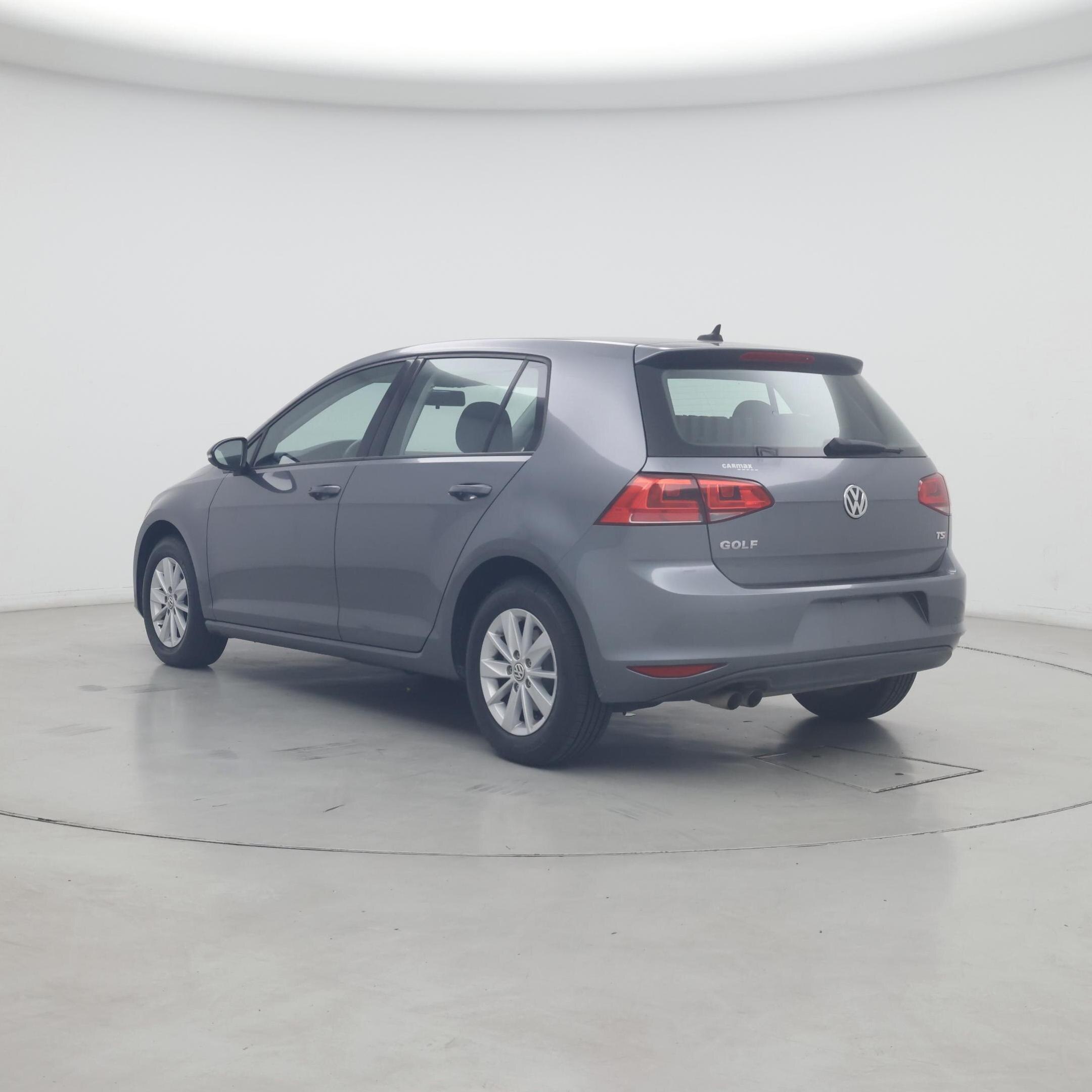 Thumbnail: 2017 Volkswagen Golf - 2
