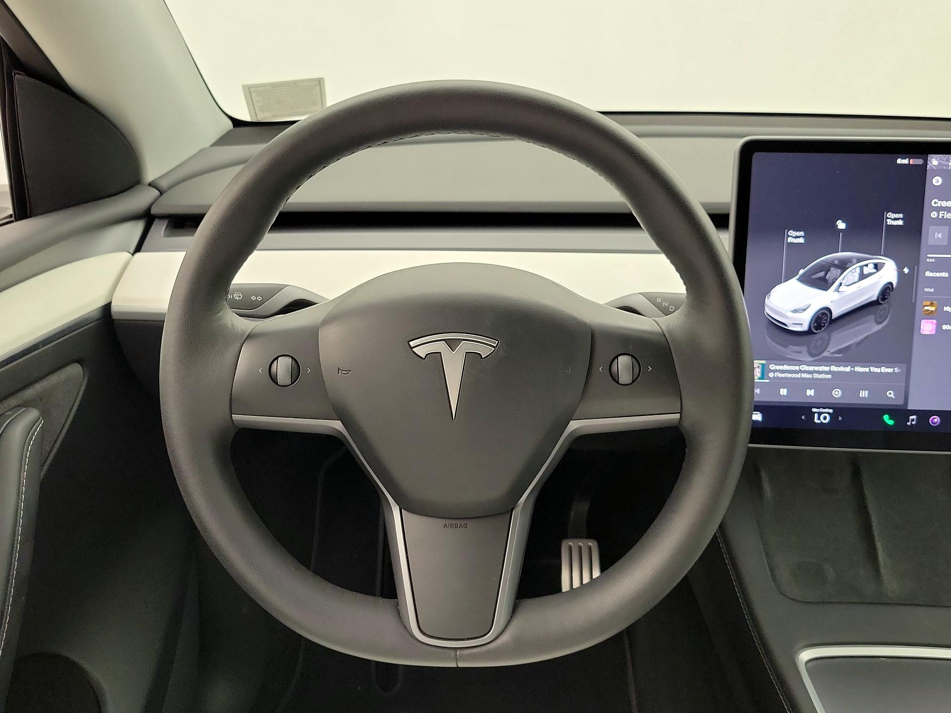 Thumbnail: 2022 Tesla Model Y - 10