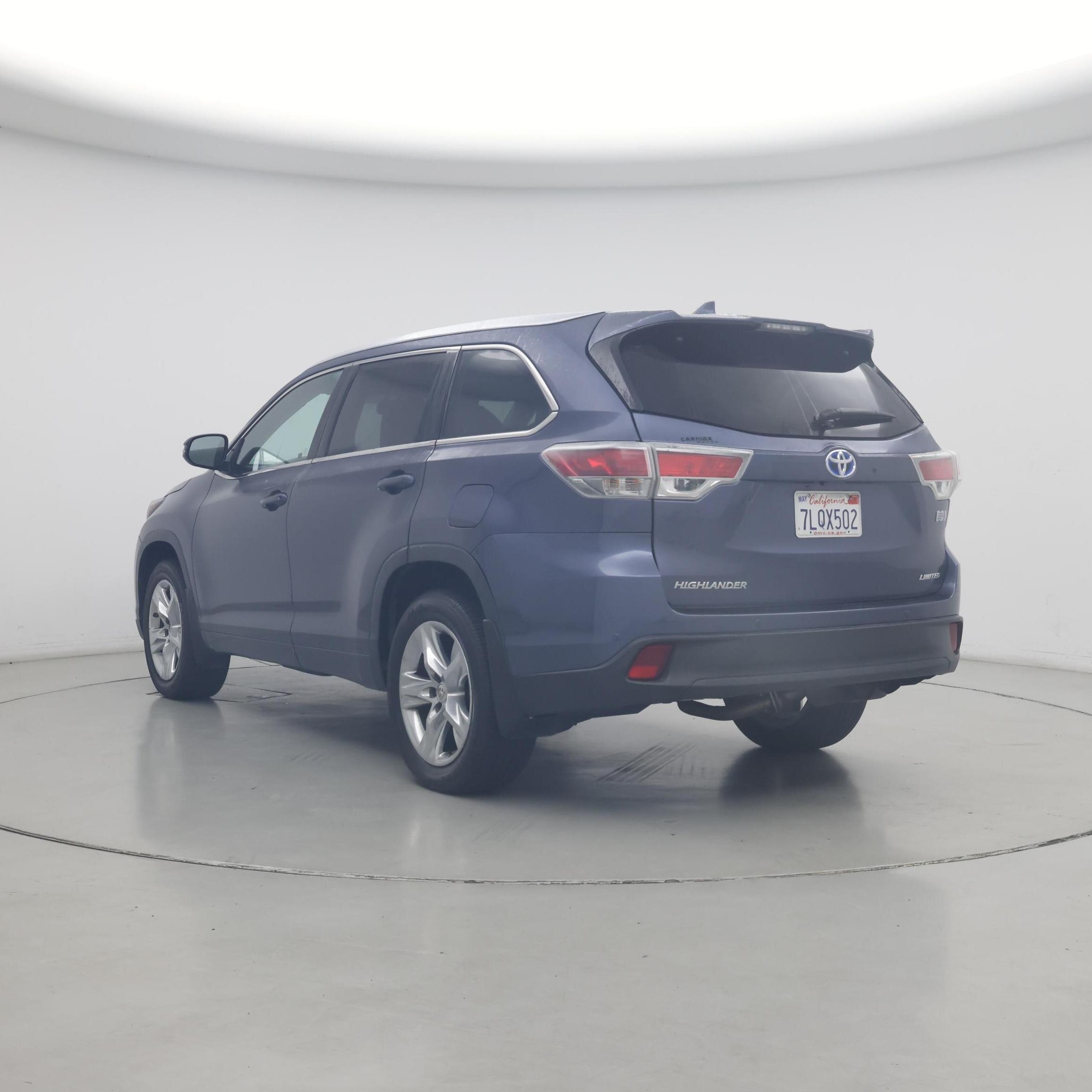 Thumbnail: 2015 Toyota Highlander - 2