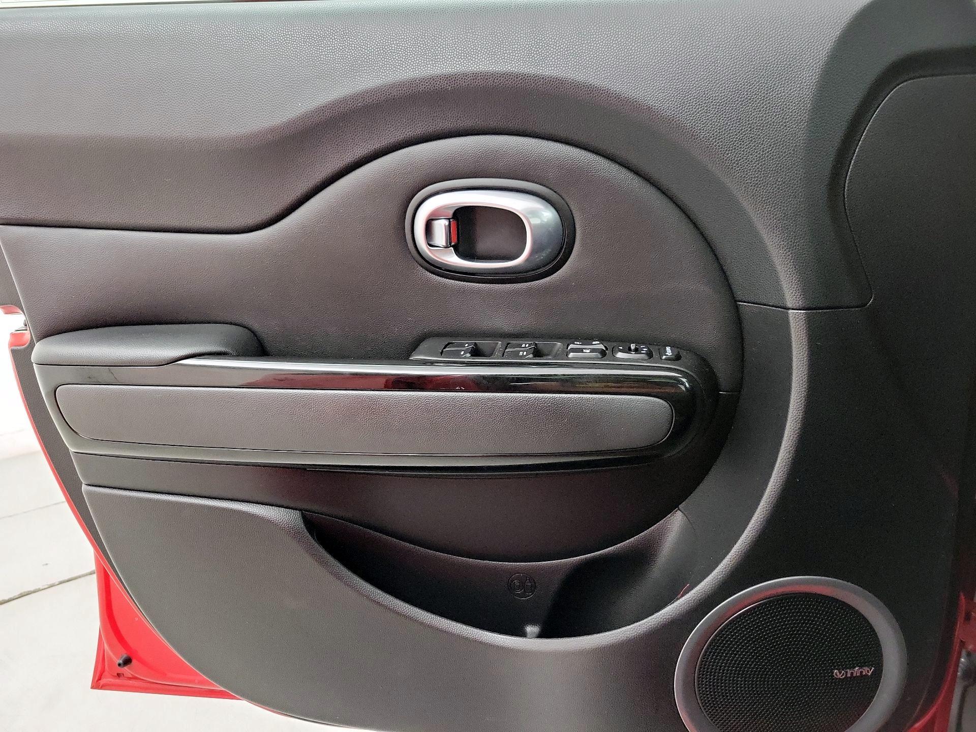 Thumbnail: 2014 Kia Soul - 12