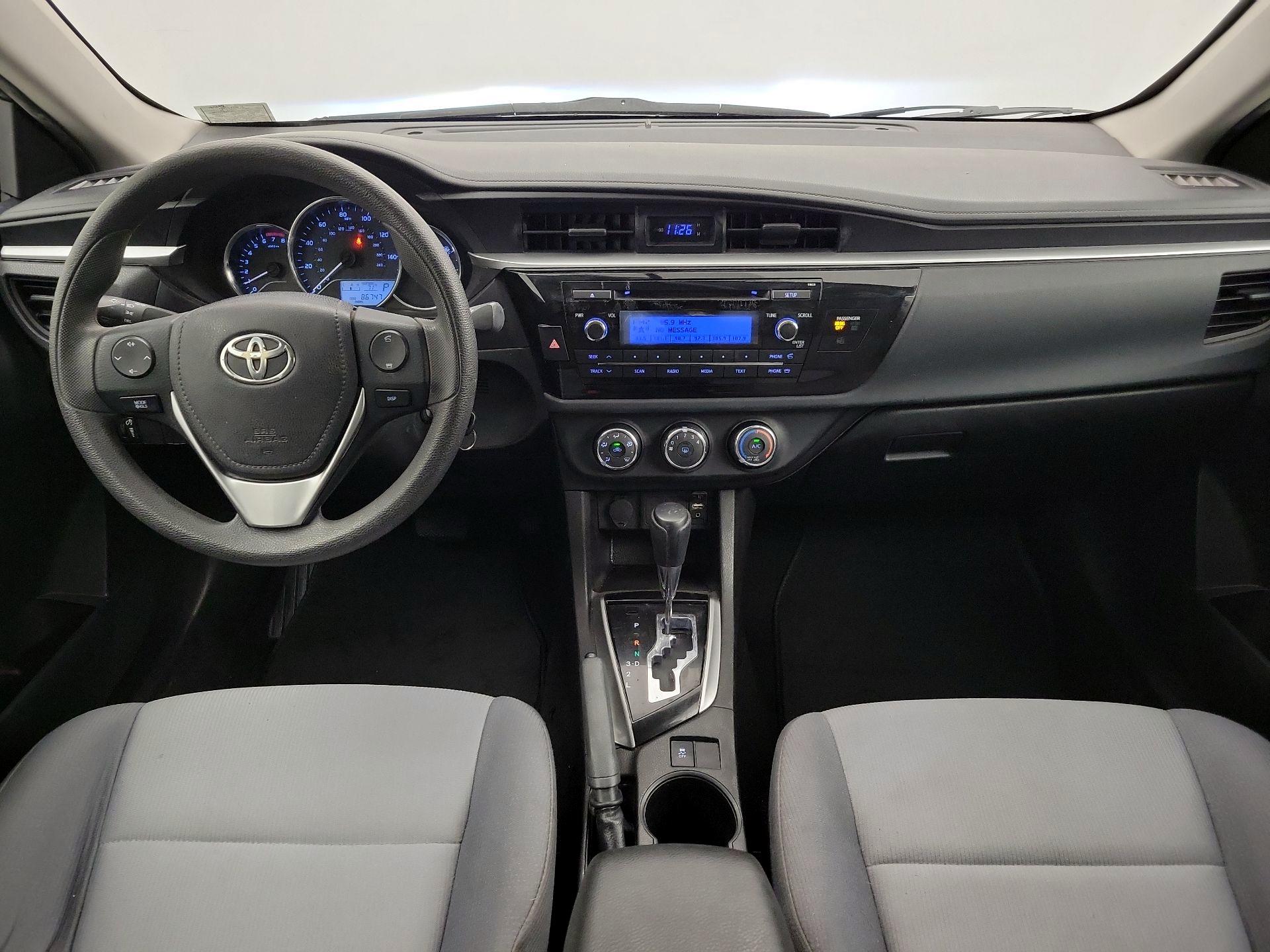 Thumbnail: 2015 Toyota Corolla - 9