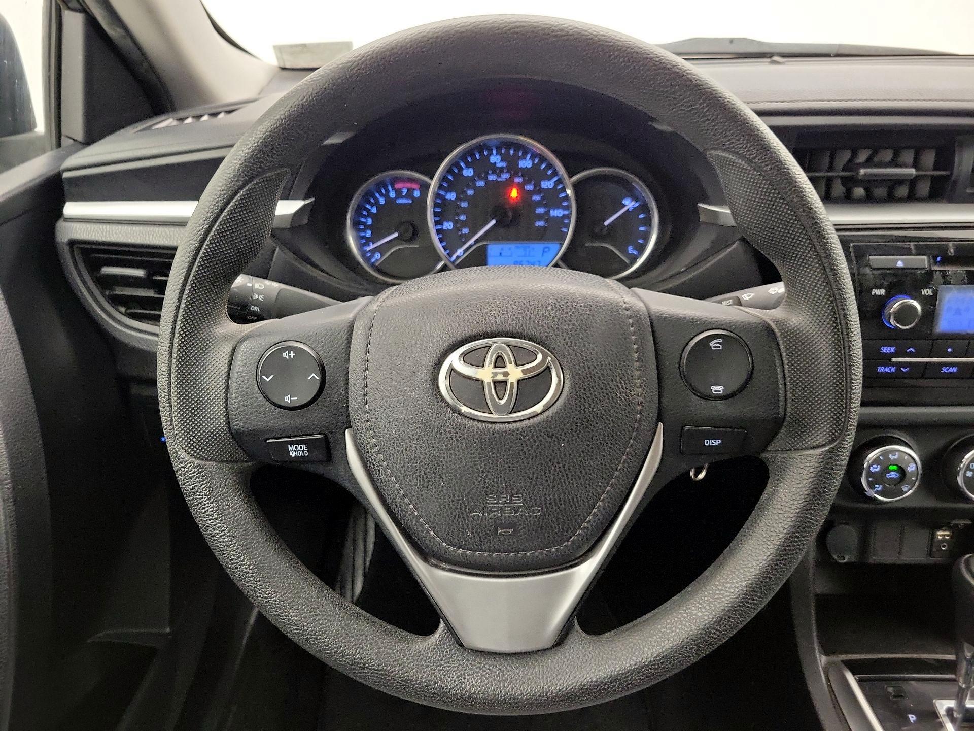 Thumbnail: 2015 Toyota Corolla - 10