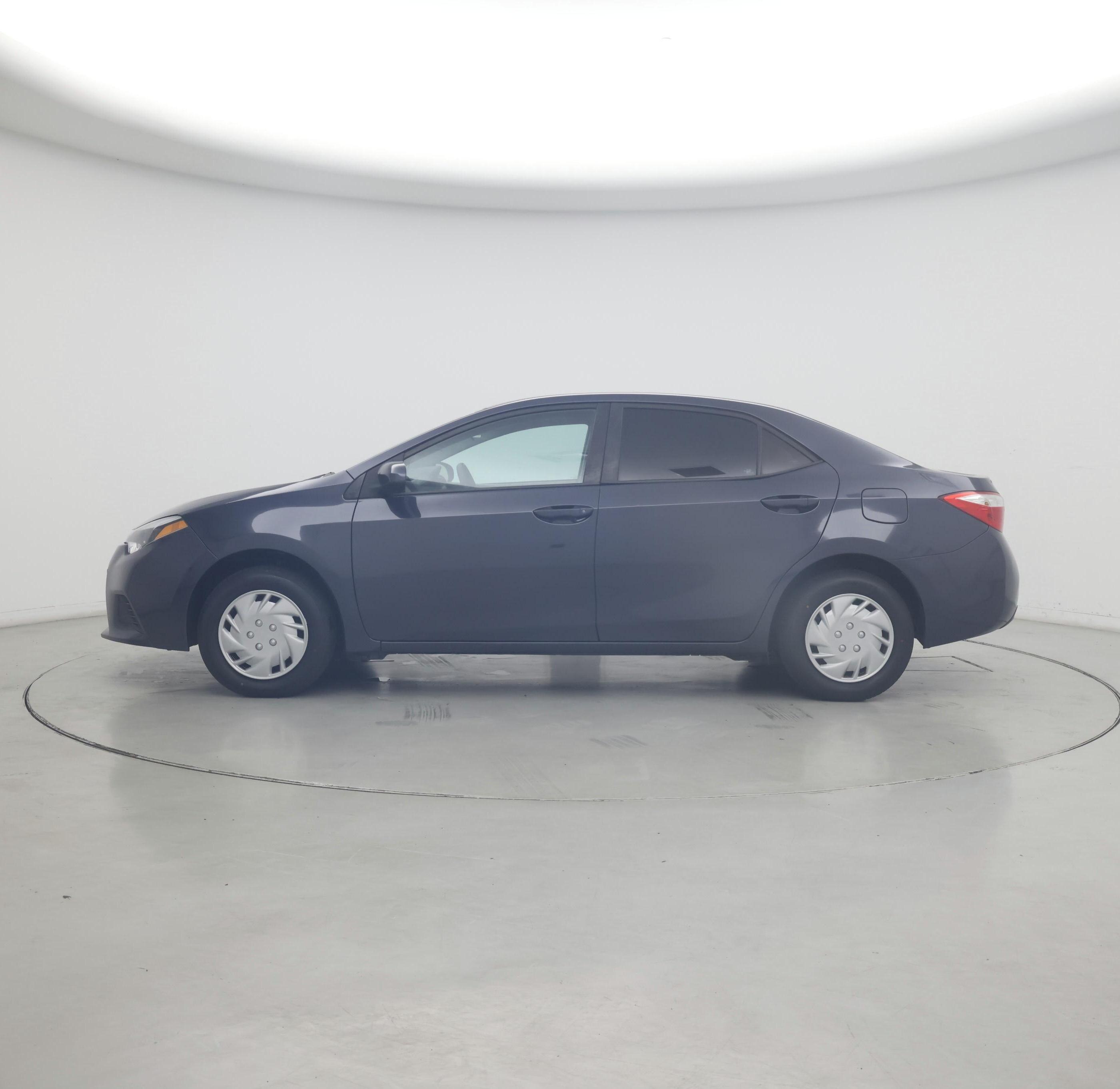 Thumbnail: 2015 Toyota Corolla - 3