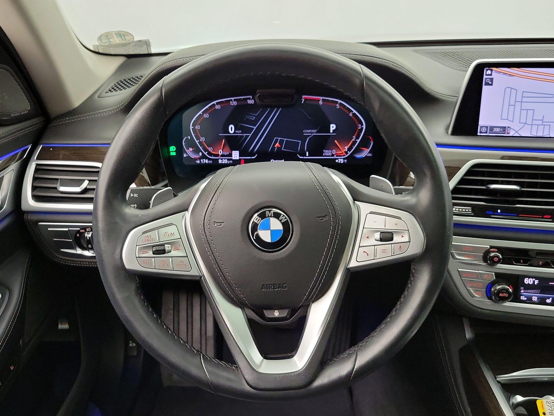 Thumbnail: 2020 BMW 7 Series - 10