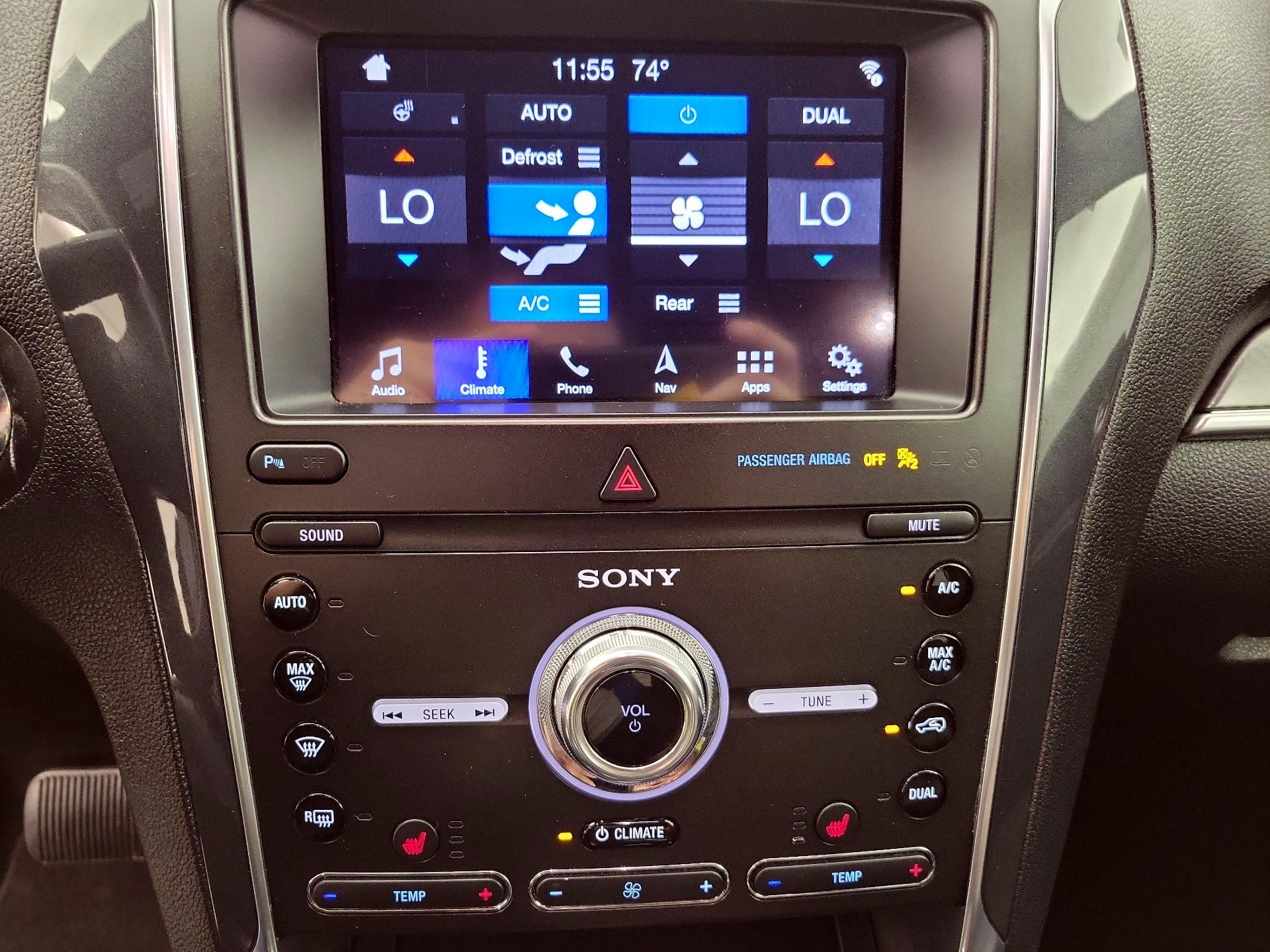 Thumbnail: 2019 Ford Explorer - 17