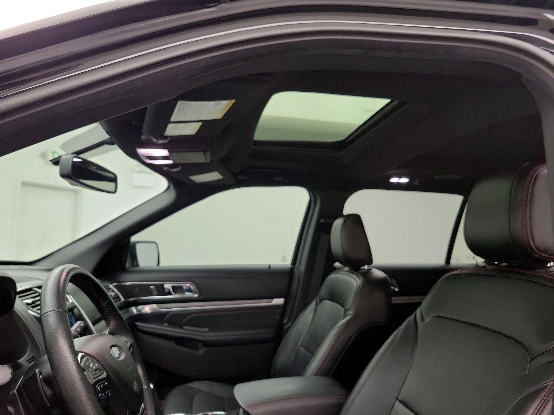 Thumbnail: 2019 Ford Explorer - 20