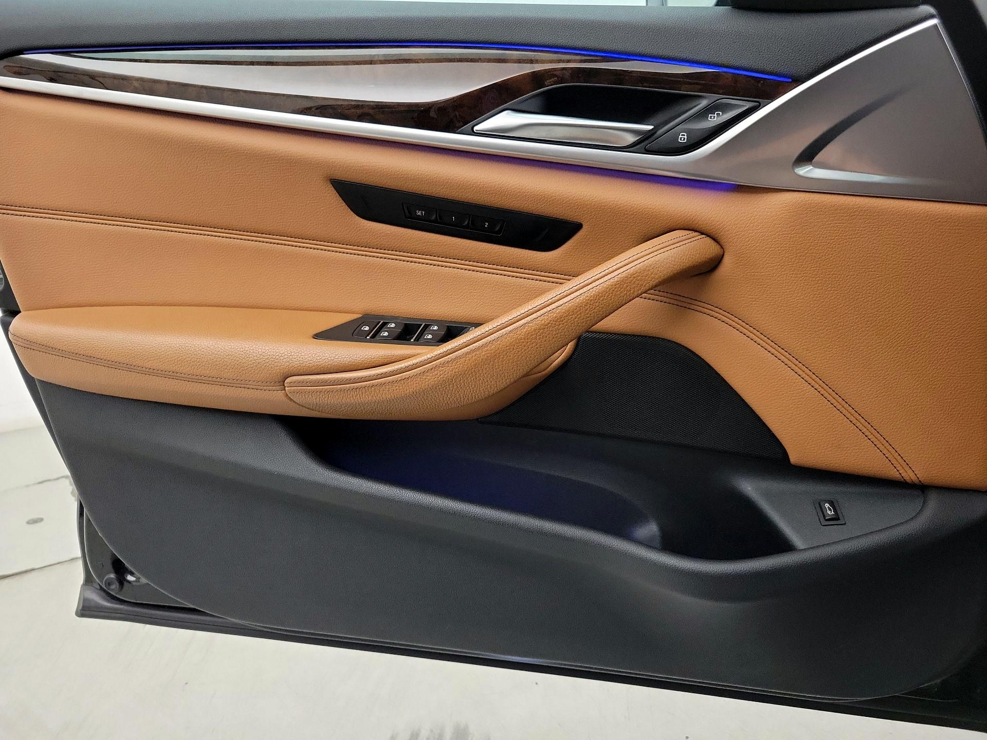 Thumbnail: 2017 BMW 5 Series - 12